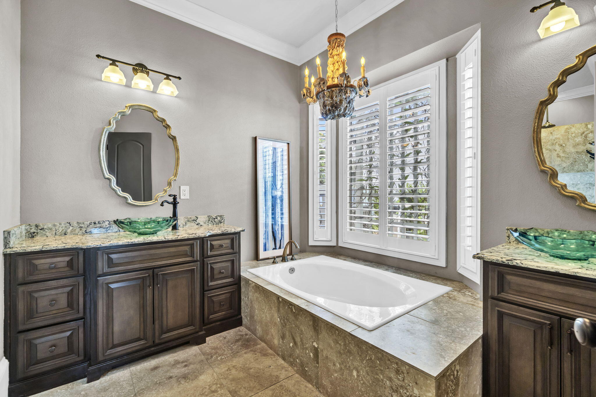 BURNT PINE - Residential