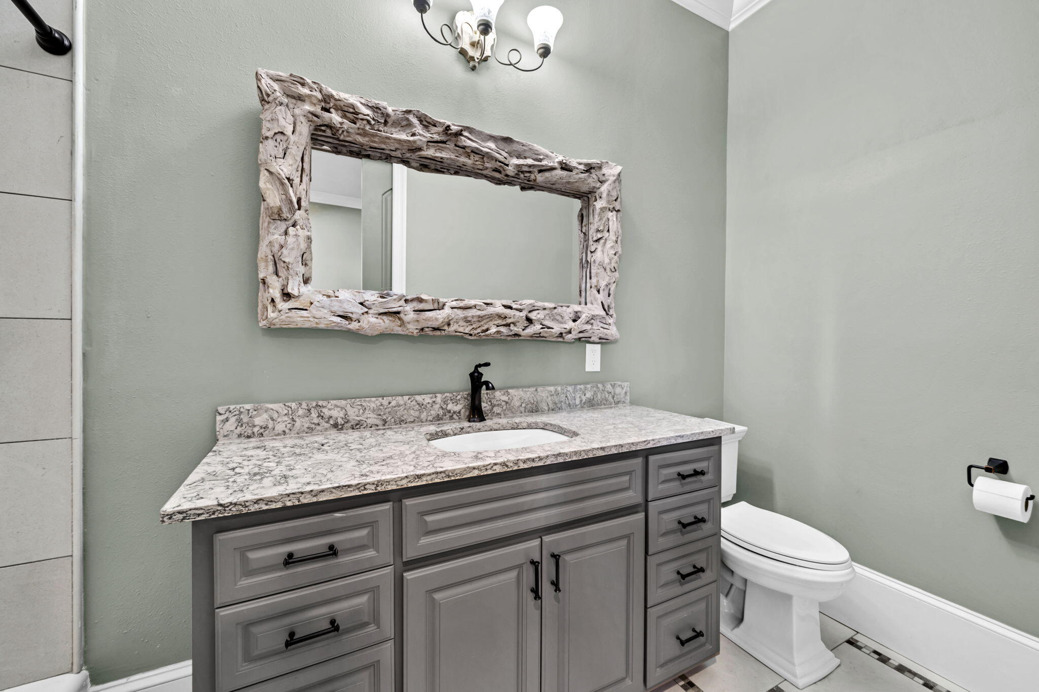 BURNT PINE - Residential