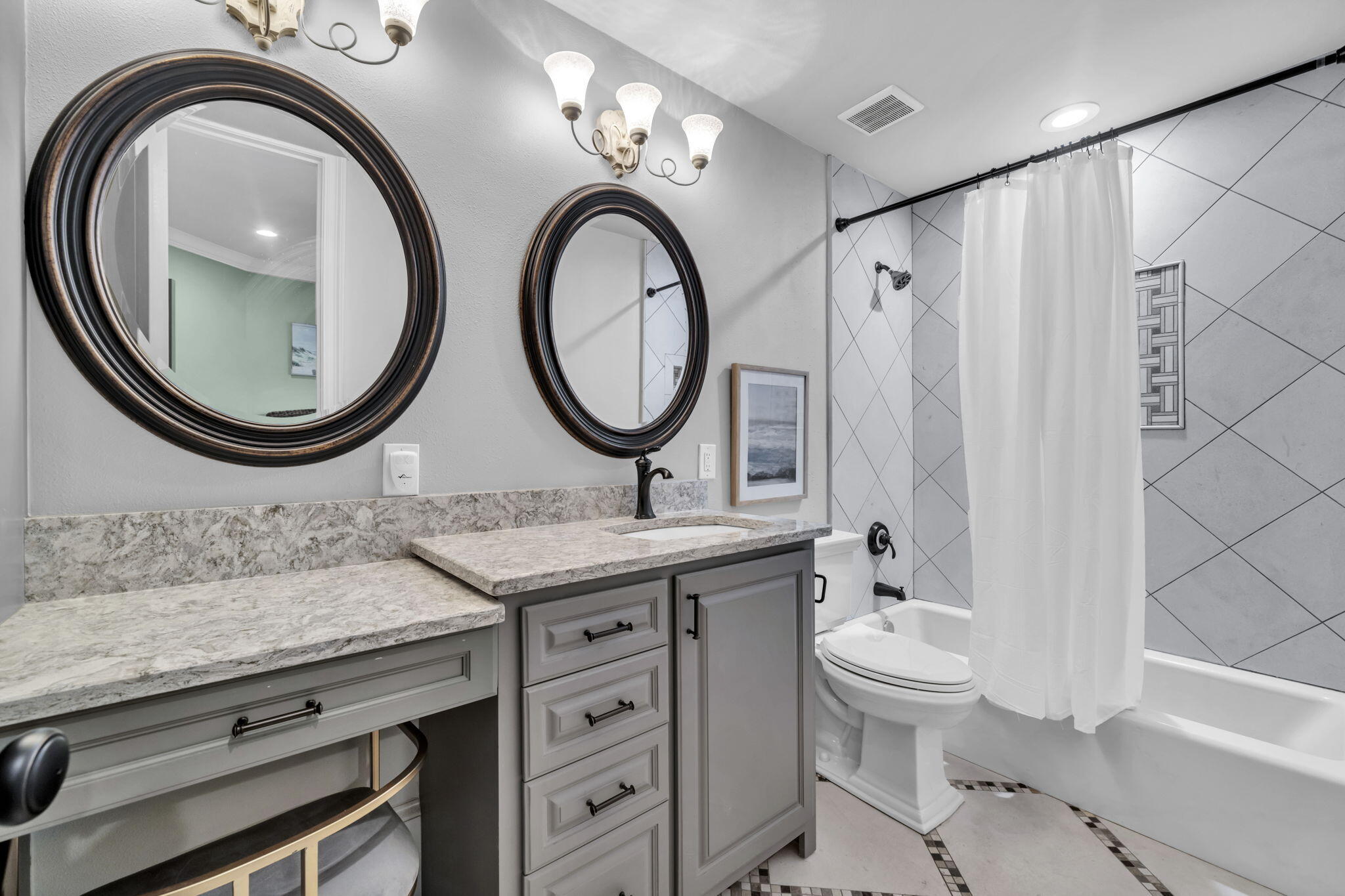 BURNT PINE - Residential