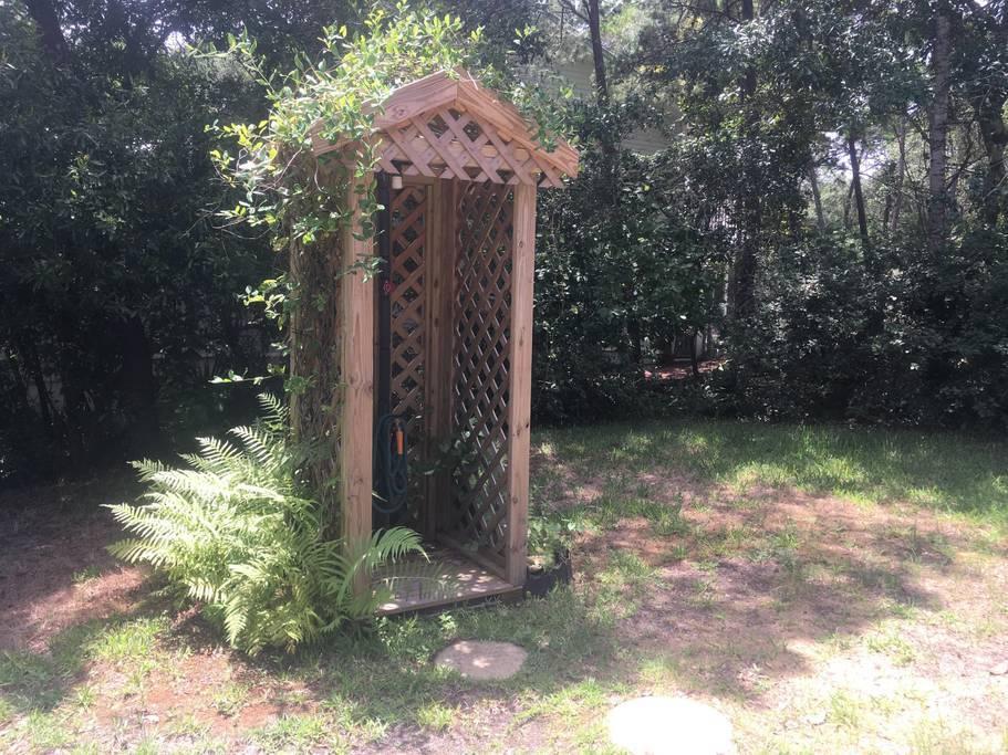 SEAGROVE 2ND ADDN - Residential