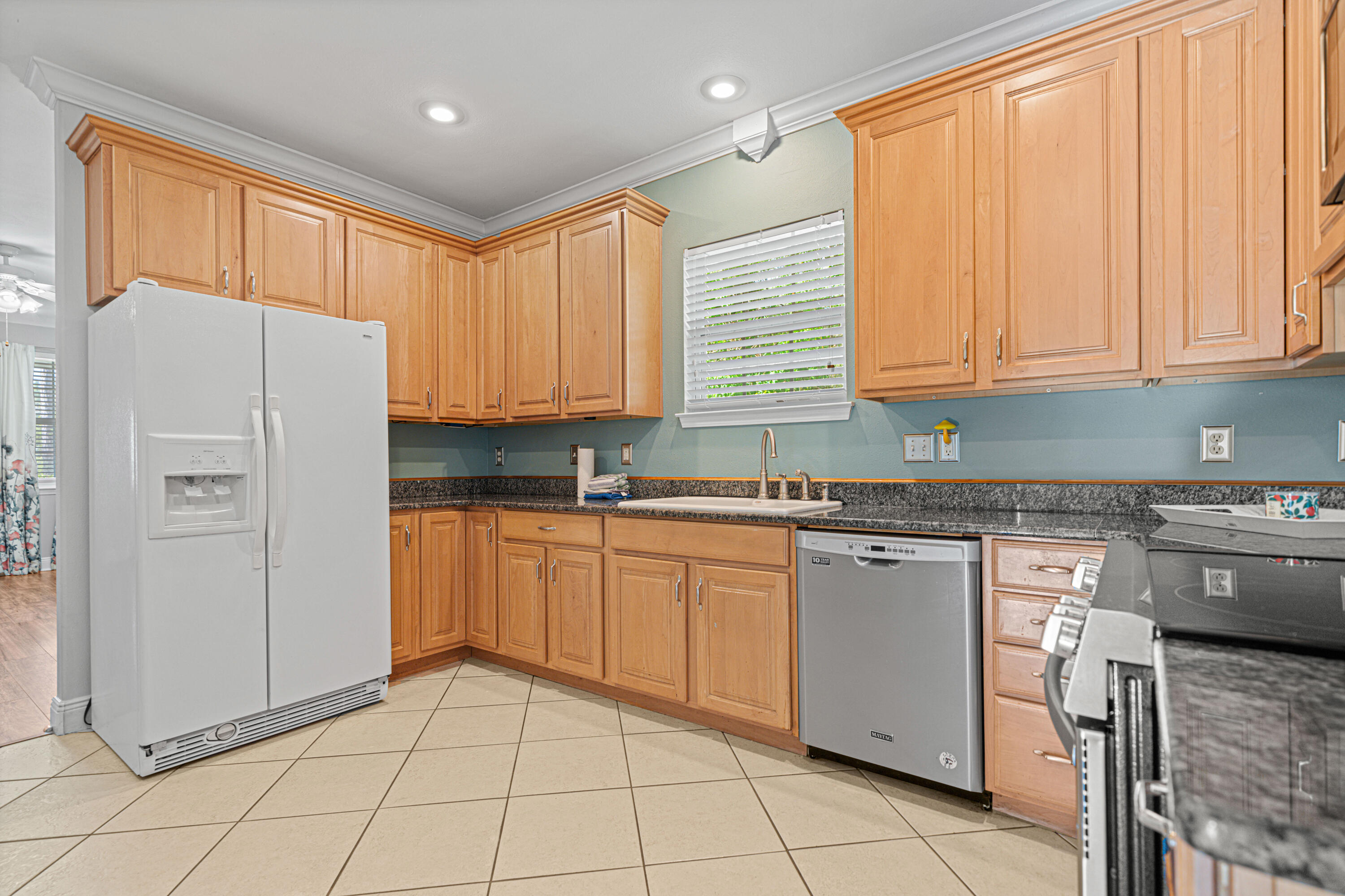 CREEKSIDE - Residential