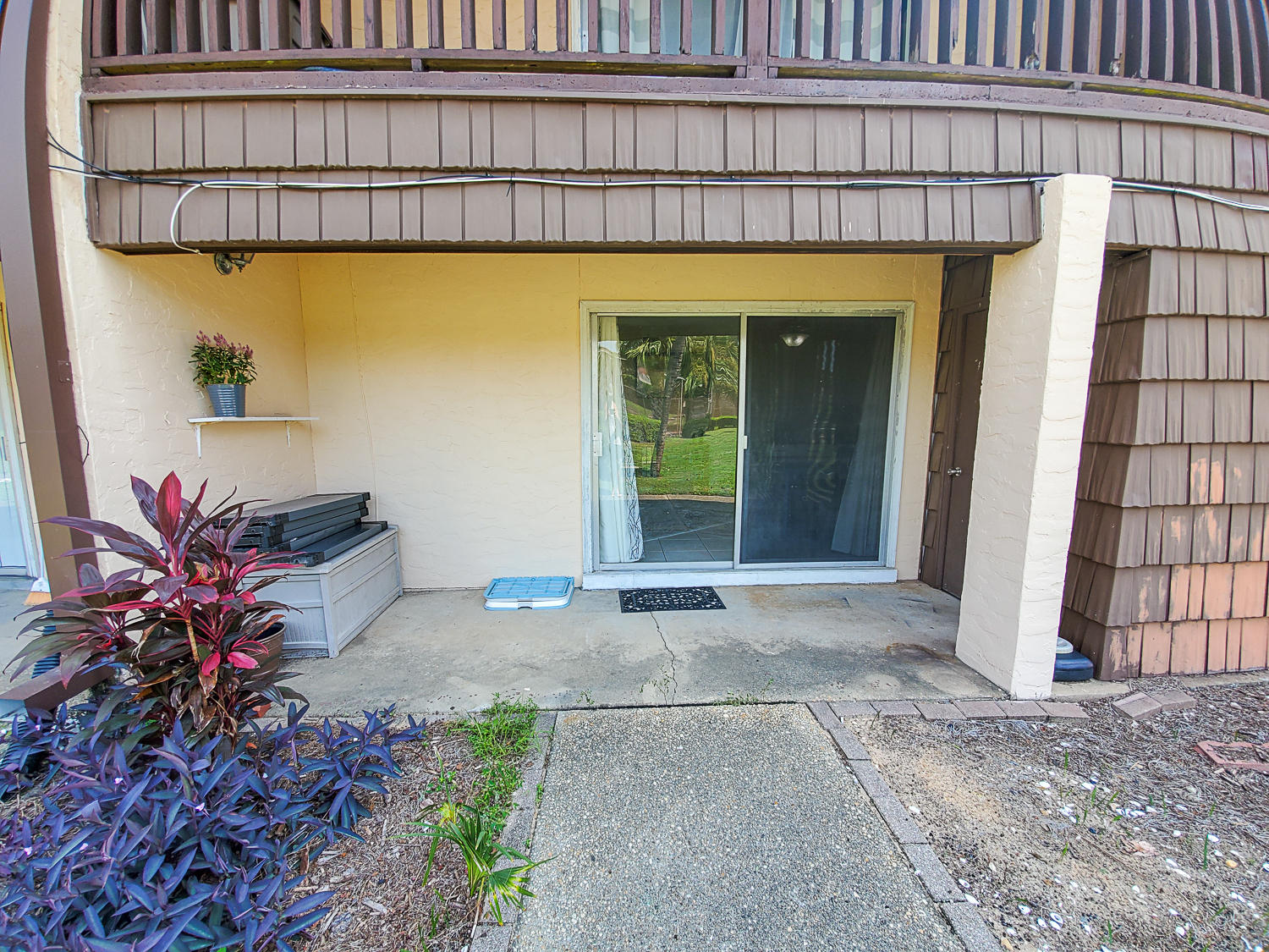 SPANISH VILLAS CONDO - Residential