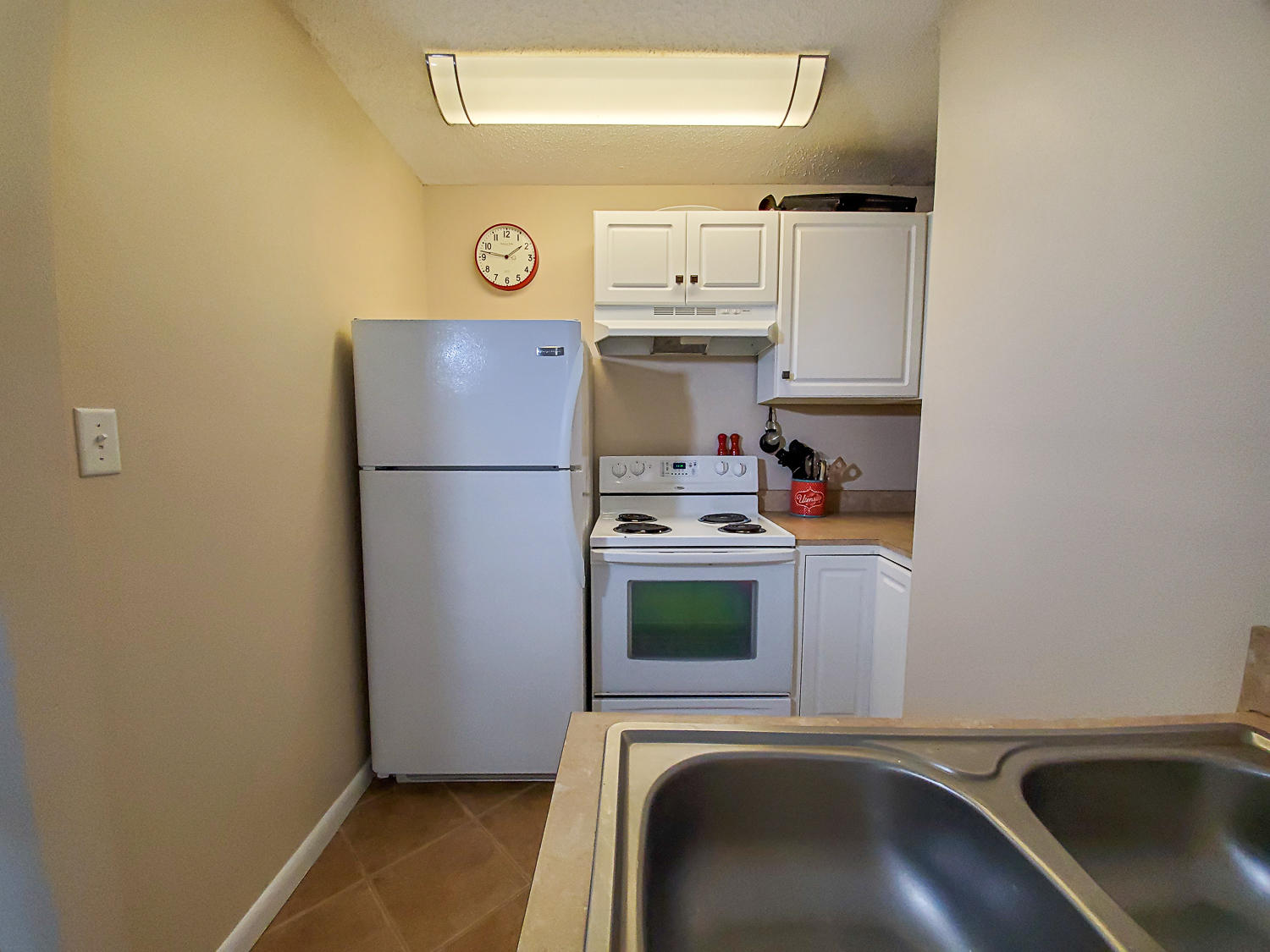 SPANISH VILLAS CONDO - Residential