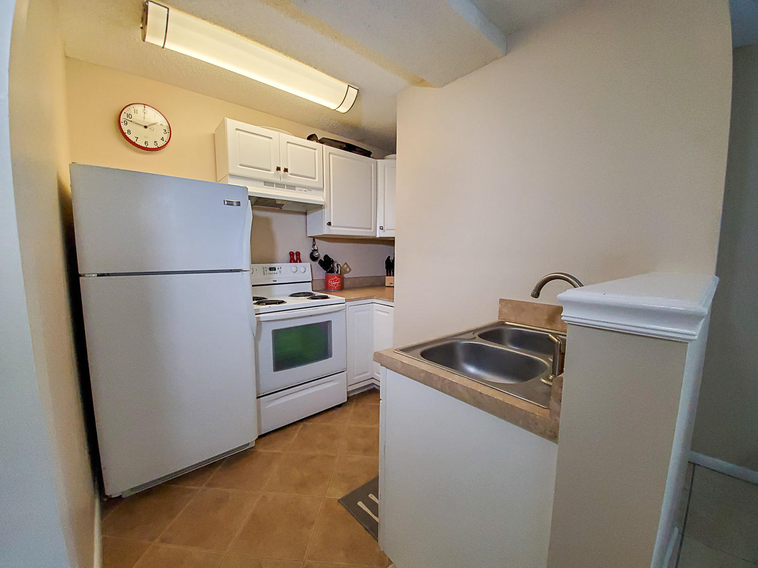 SPANISH VILLAS CONDO - Residential