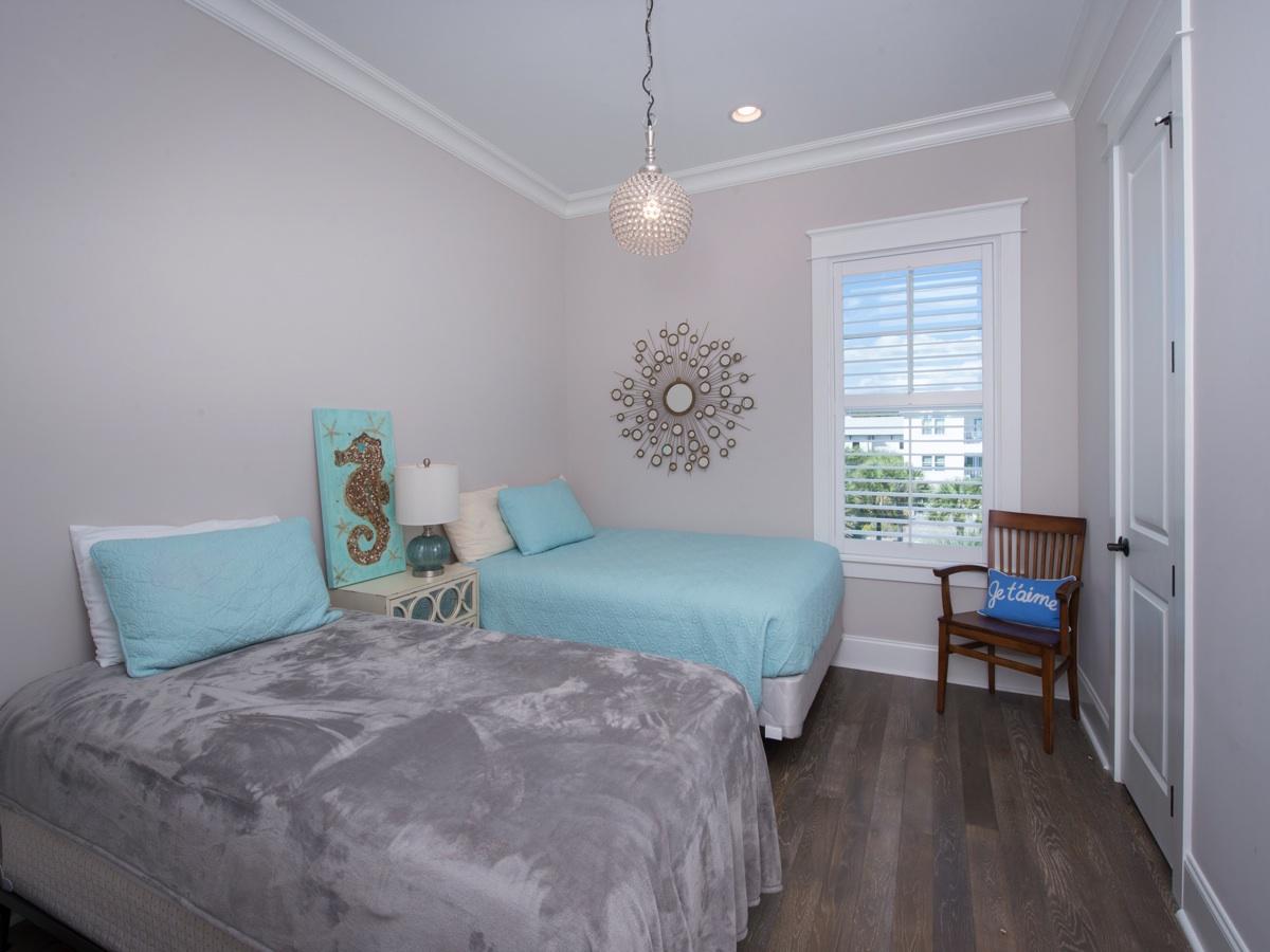 CASPIAN ESTATES - Residential
