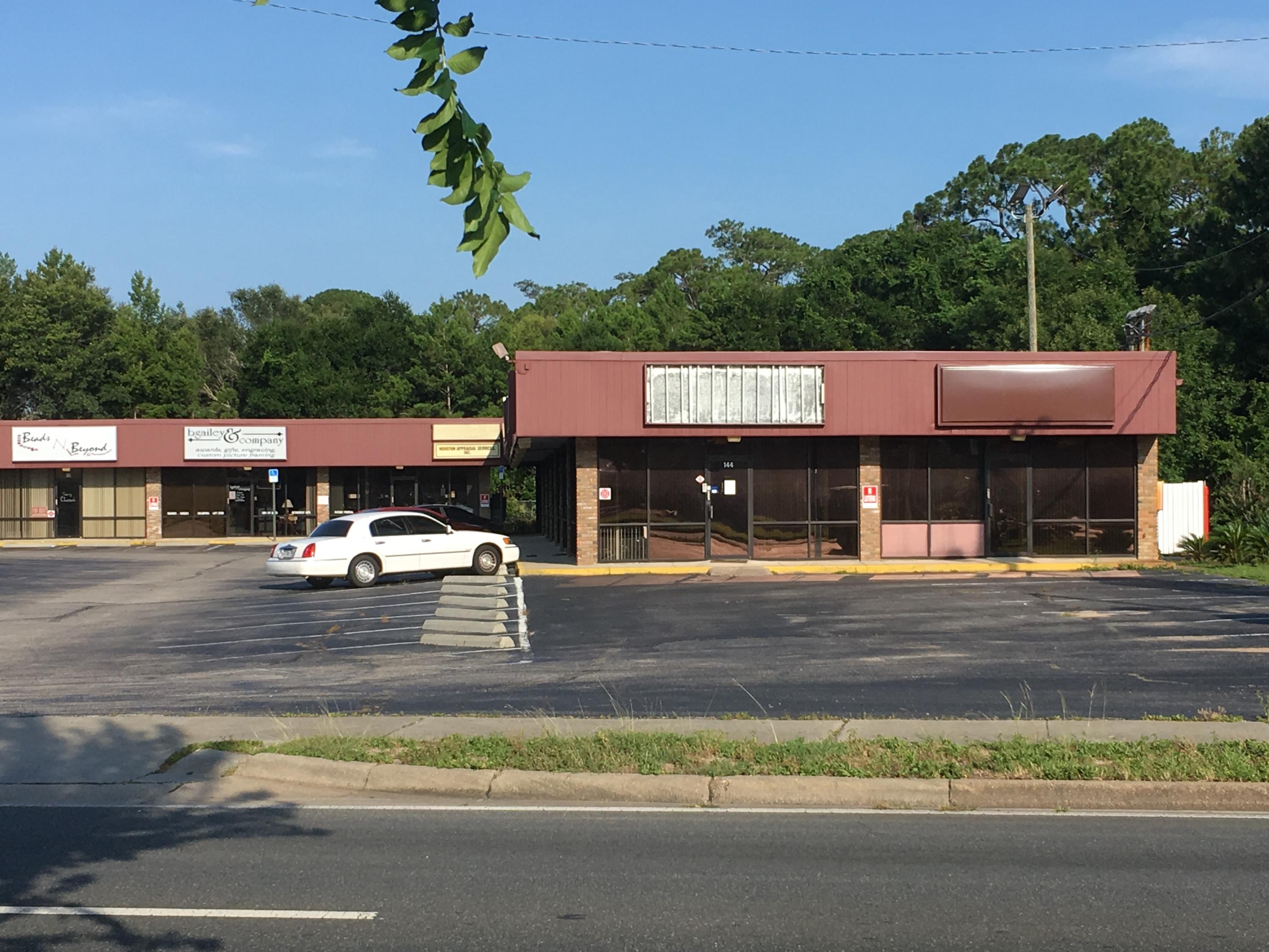 This is an end unit which is the closest unit to Mary Esther Blvd. giving your business maximum exposure to the vehicles and potential customers passing by everyday. Finished out with several private offices, conference room, 3 bathrooms, storage room, reception area and more!!!