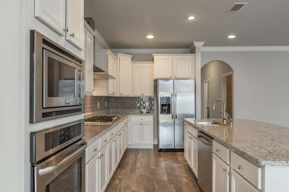 HAMMOCK BAY - Residential Lease