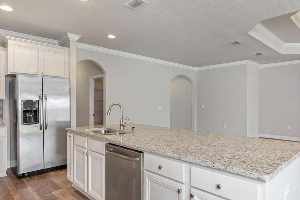 HAMMOCK BAY - Residential Lease