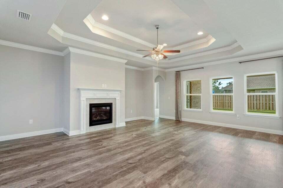 HAMMOCK BAY - Residential Lease