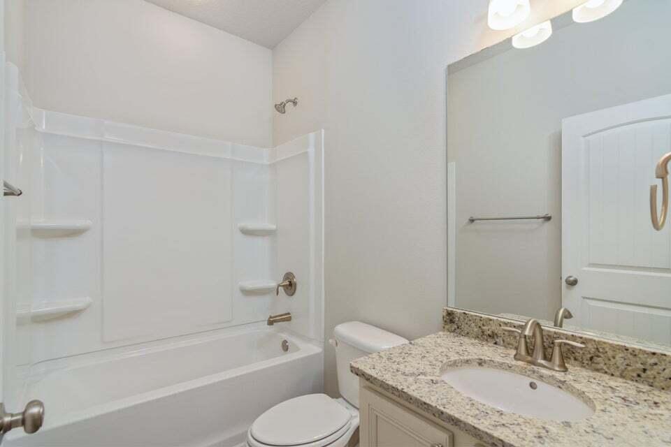 HAMMOCK BAY - Residential Lease