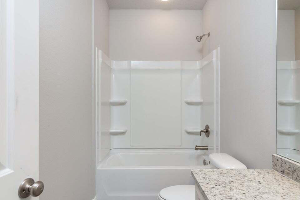 HAMMOCK BAY - Residential Lease