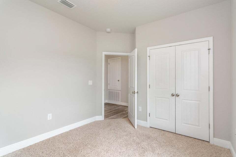HAMMOCK BAY - Residential Lease
