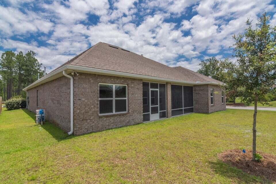 HAMMOCK BAY - Residential Lease
