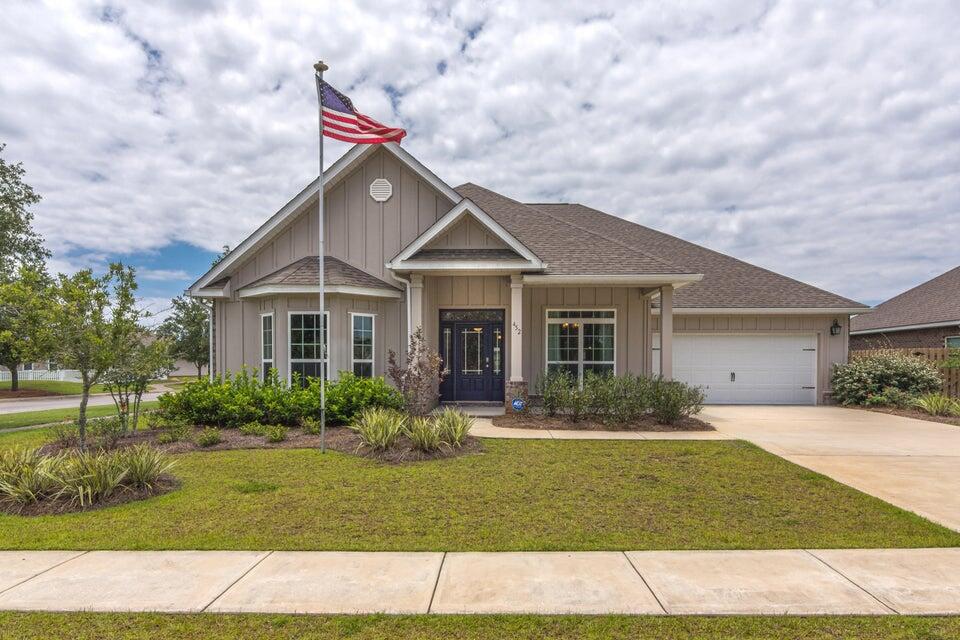 HAMMOCK BAY - Residential Lease