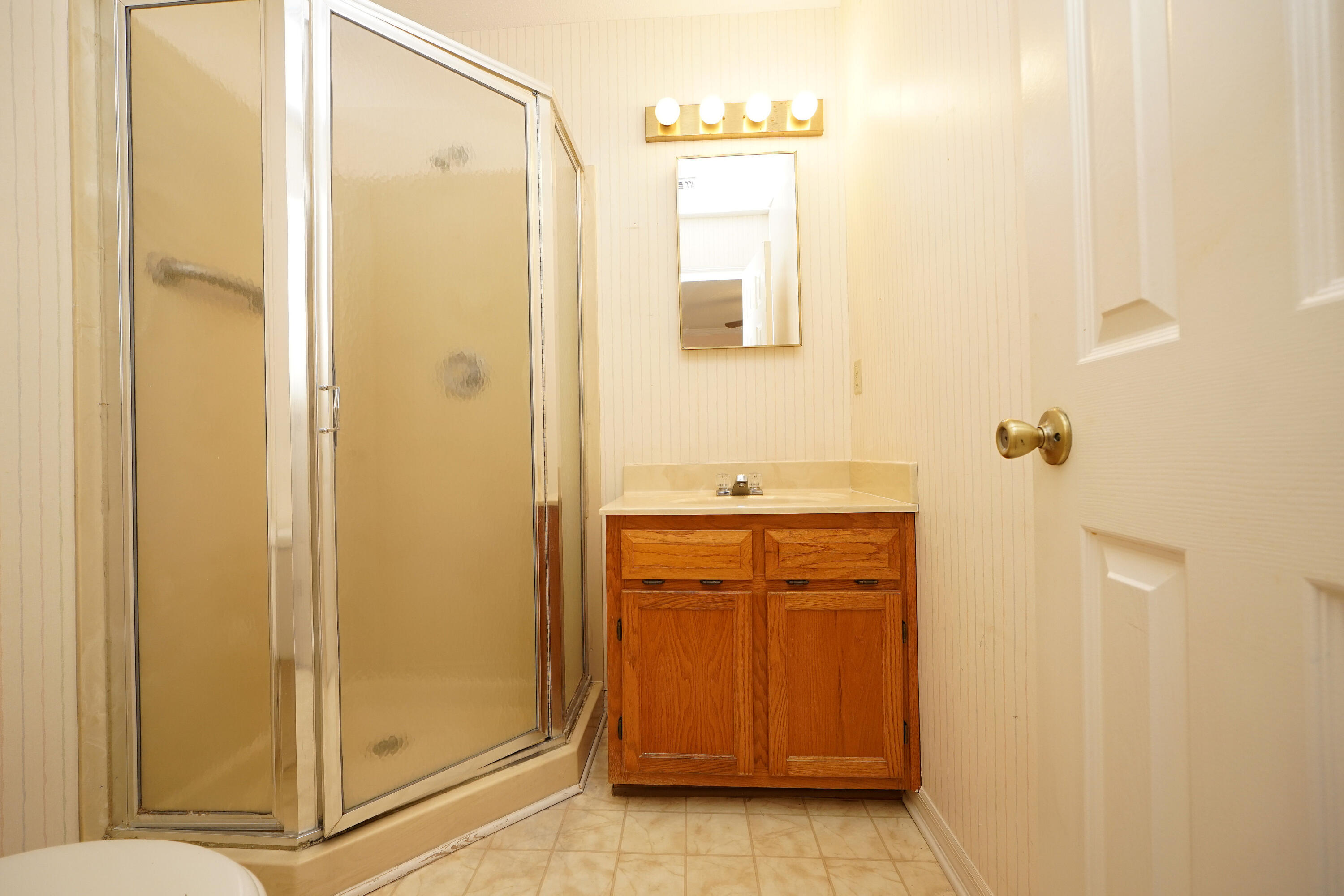 WATER OAKS 4 T/H - Residential