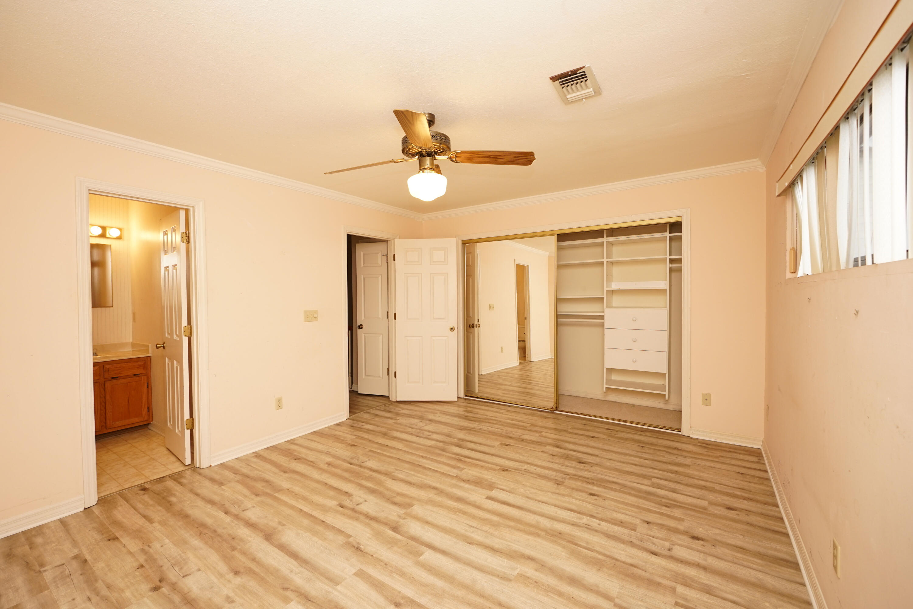 WATER OAKS 4 T/H - Residential