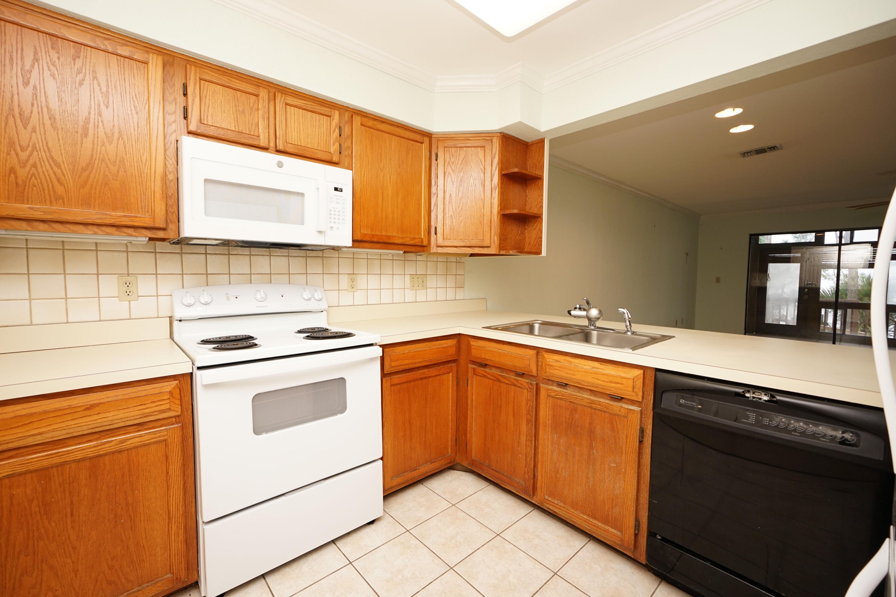 WATER OAKS 4 T/H - Residential