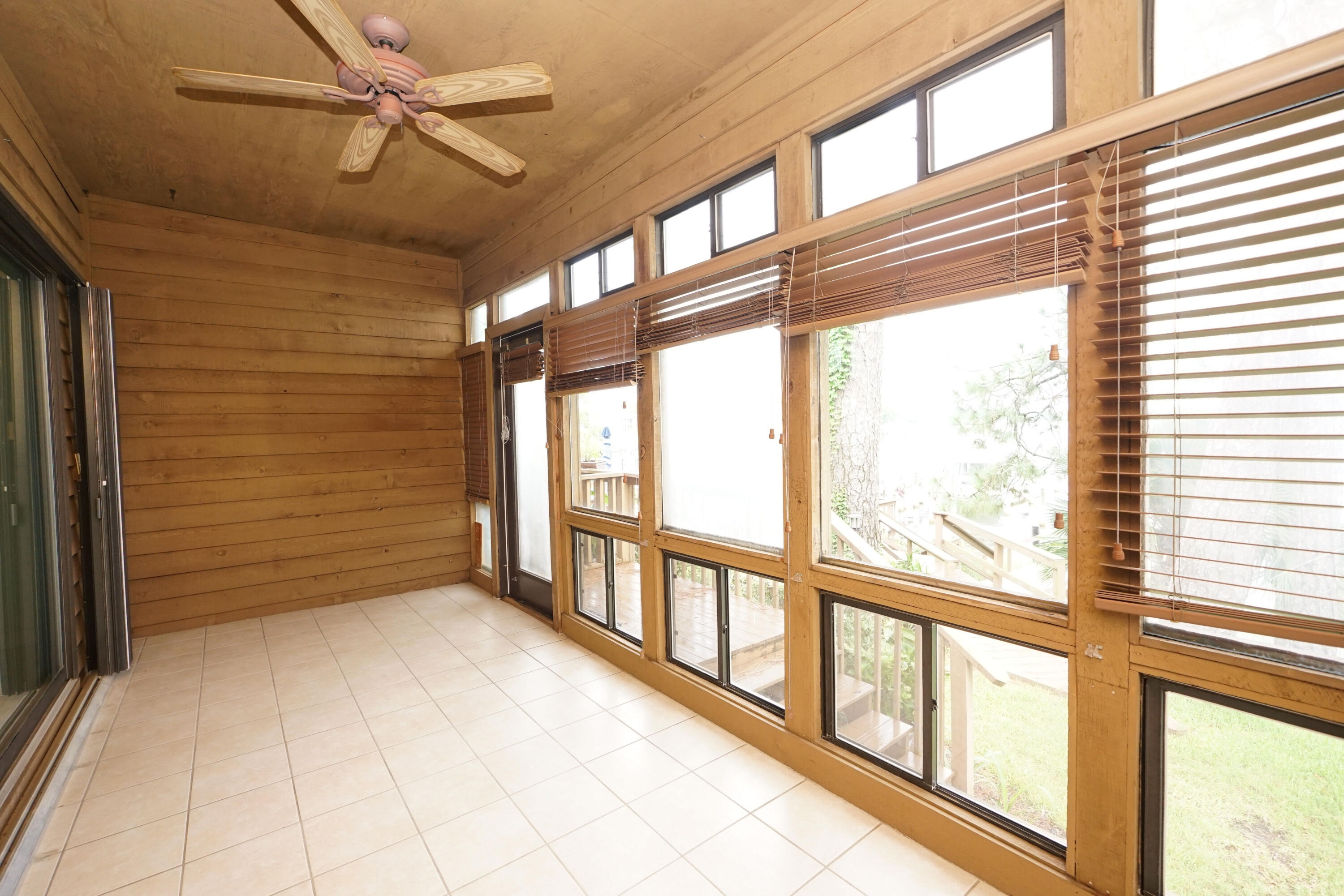 WATER OAKS 4 T/H - Residential