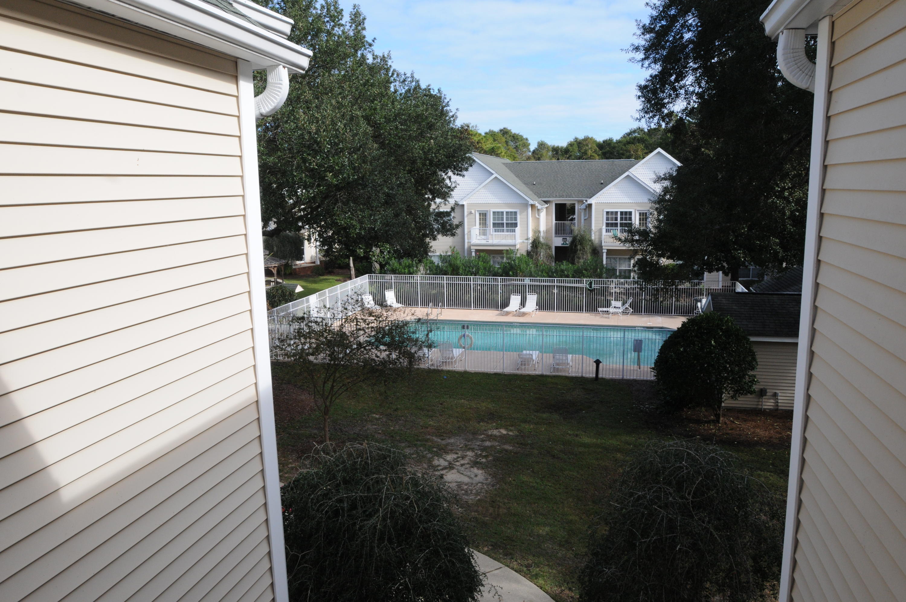 THE OAKS AT NICEVILLE - Residential