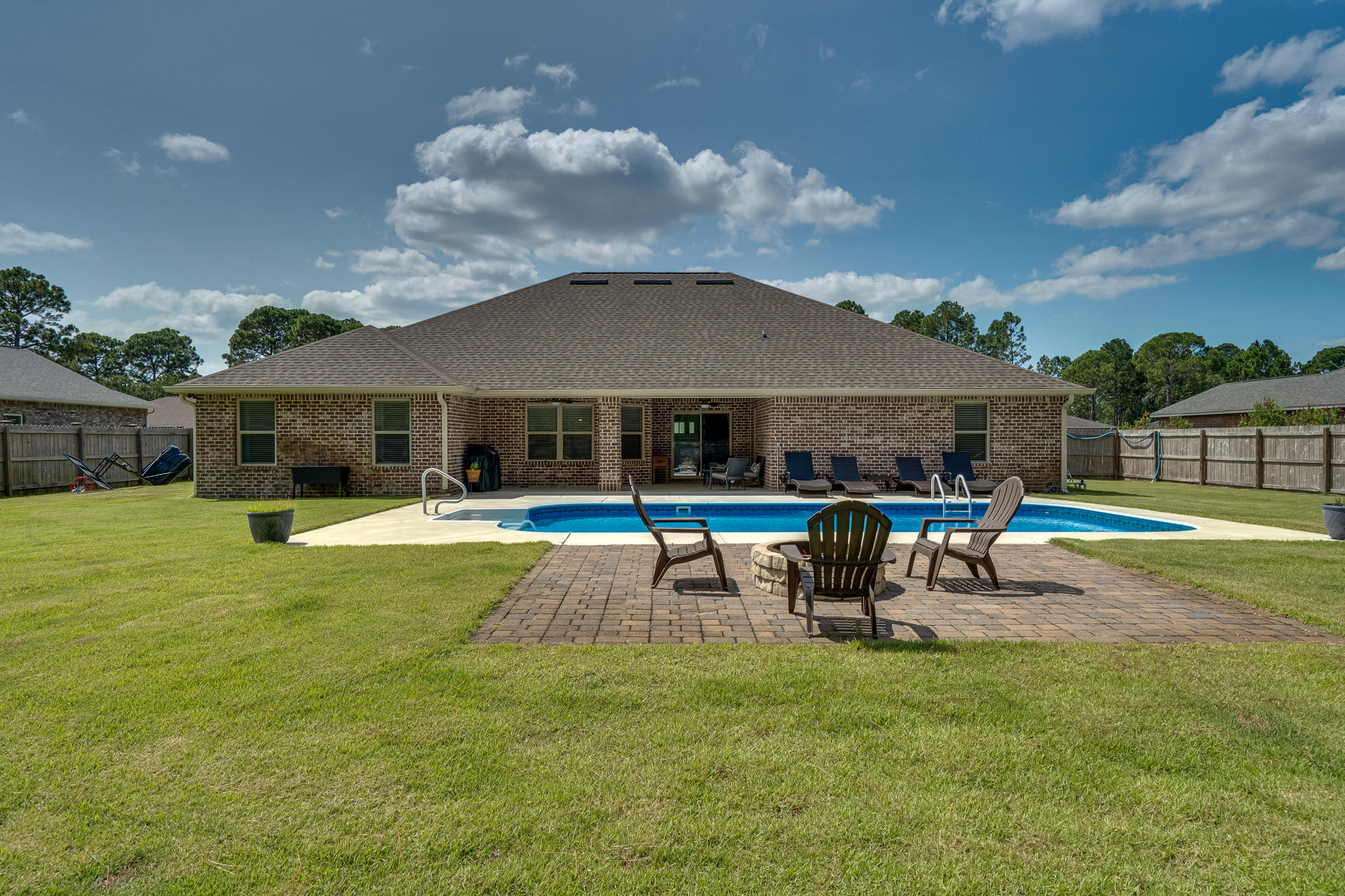 HOLLEY BY THE SEA - Residential