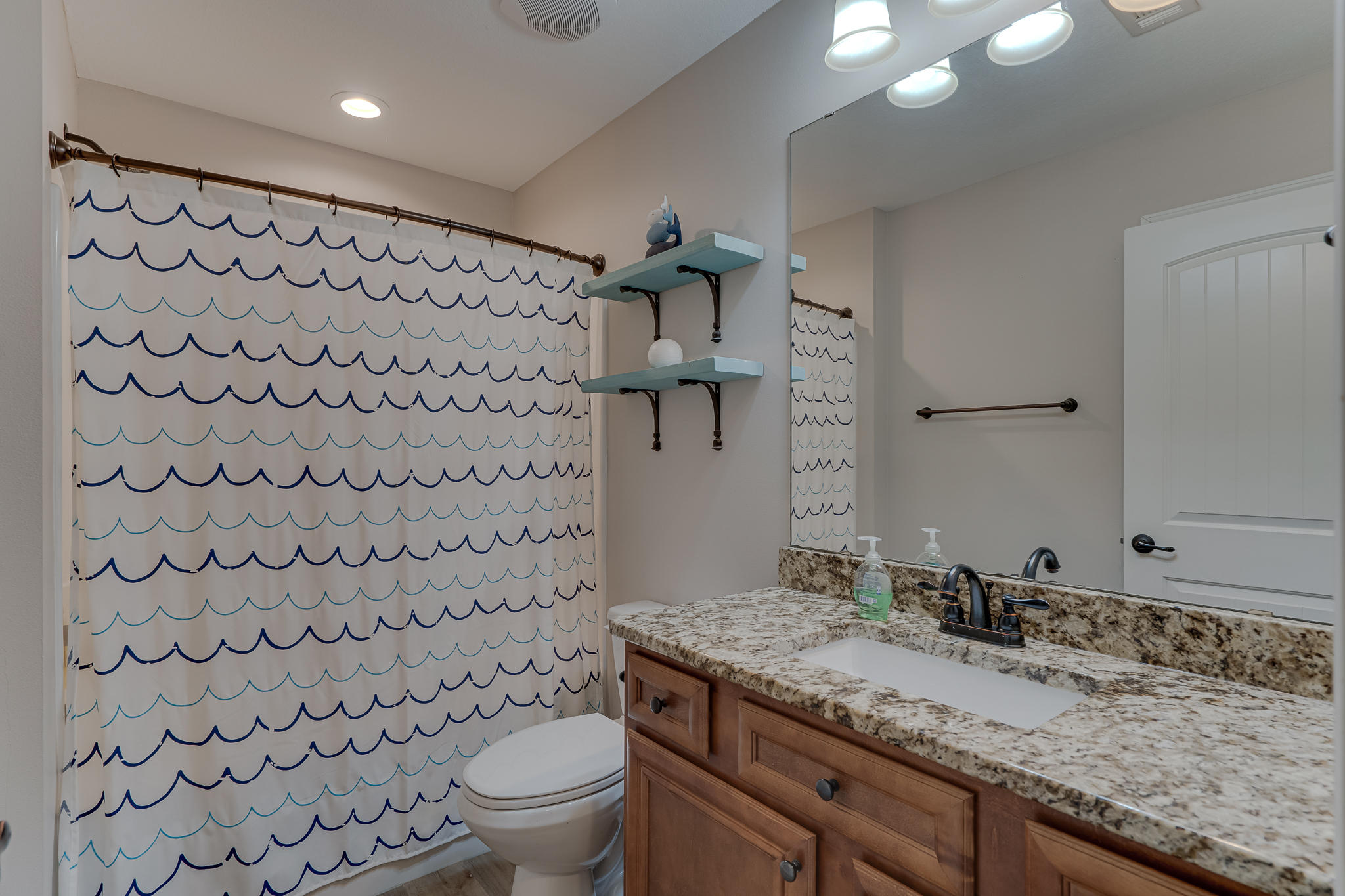 HOLLEY BY THE SEA - Residential