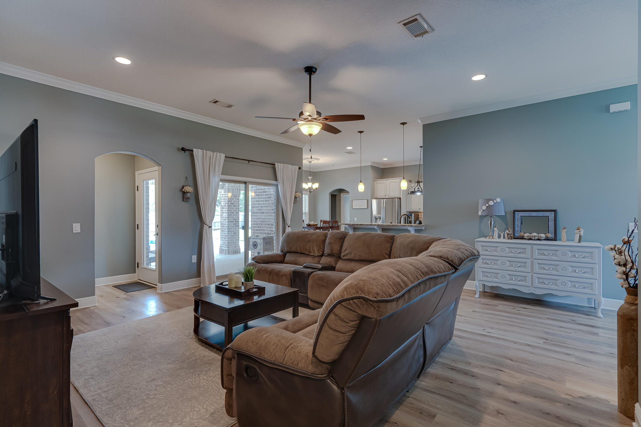 HOLLEY BY THE SEA - Residential