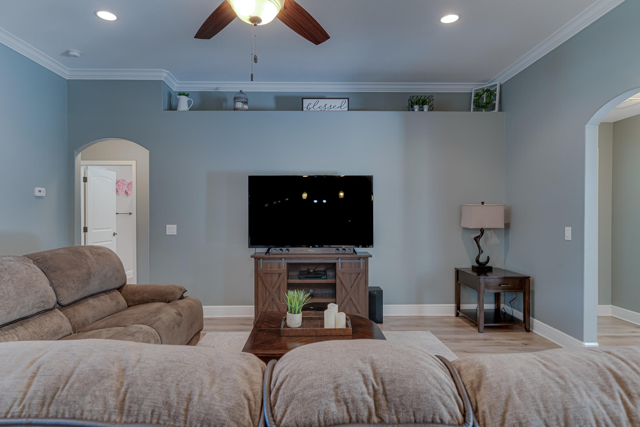 HOLLEY BY THE SEA - Residential