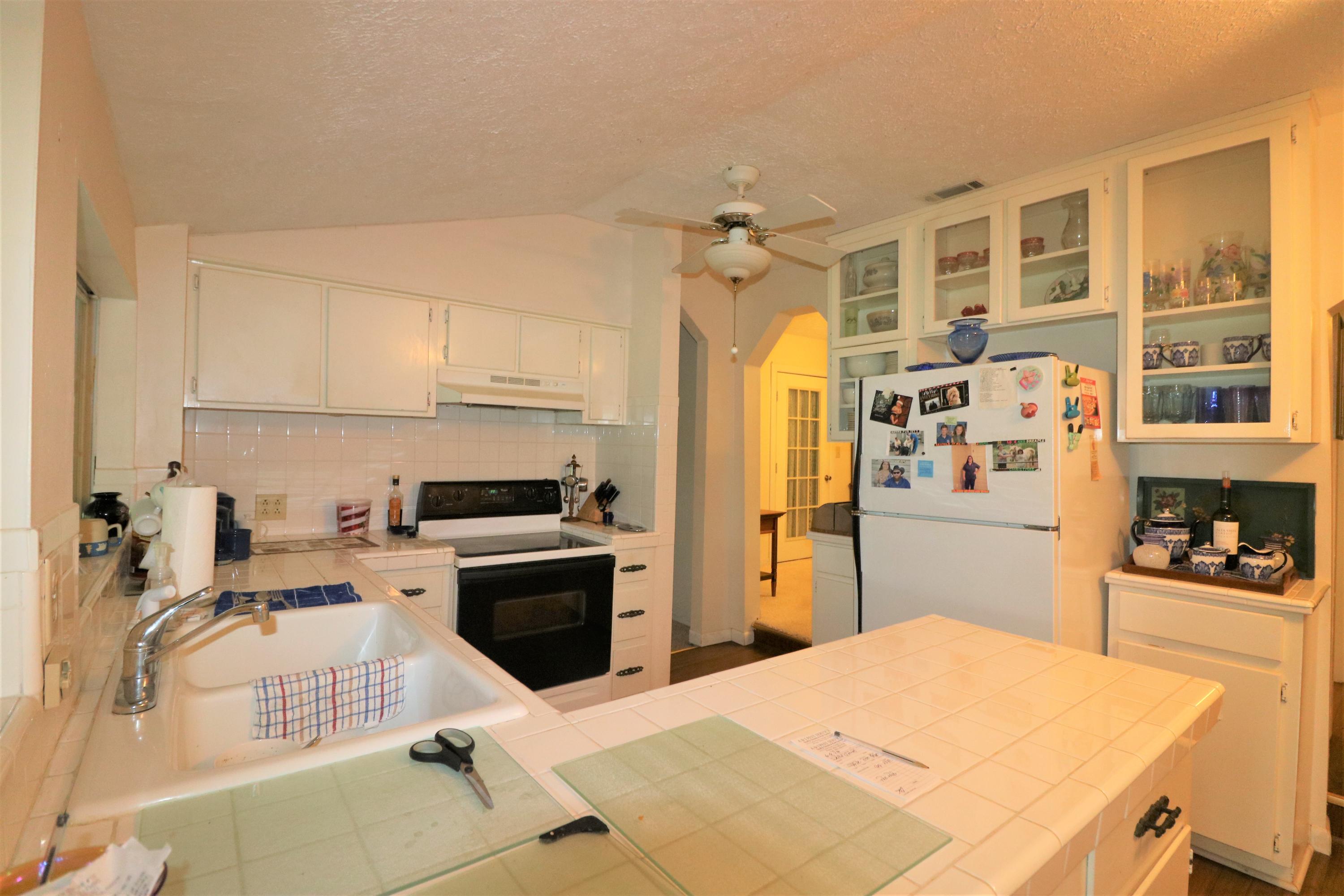 NO RECORDED SUBDIVISION - Residential