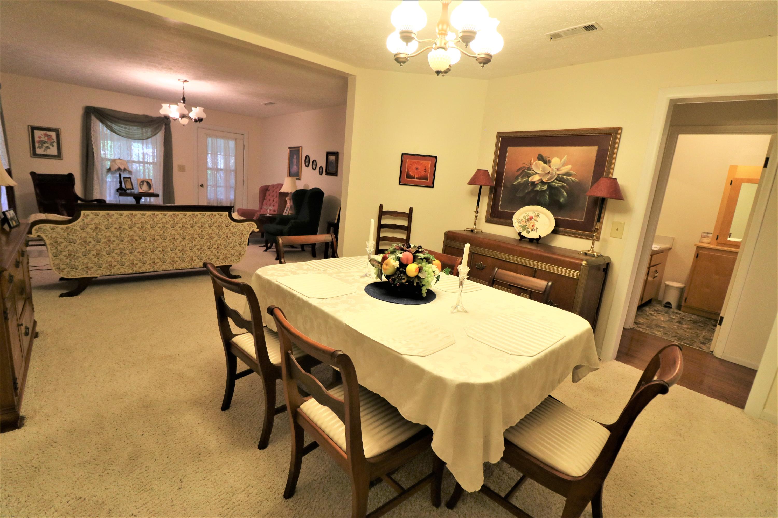 NO RECORDED SUBDIVISION - Residential