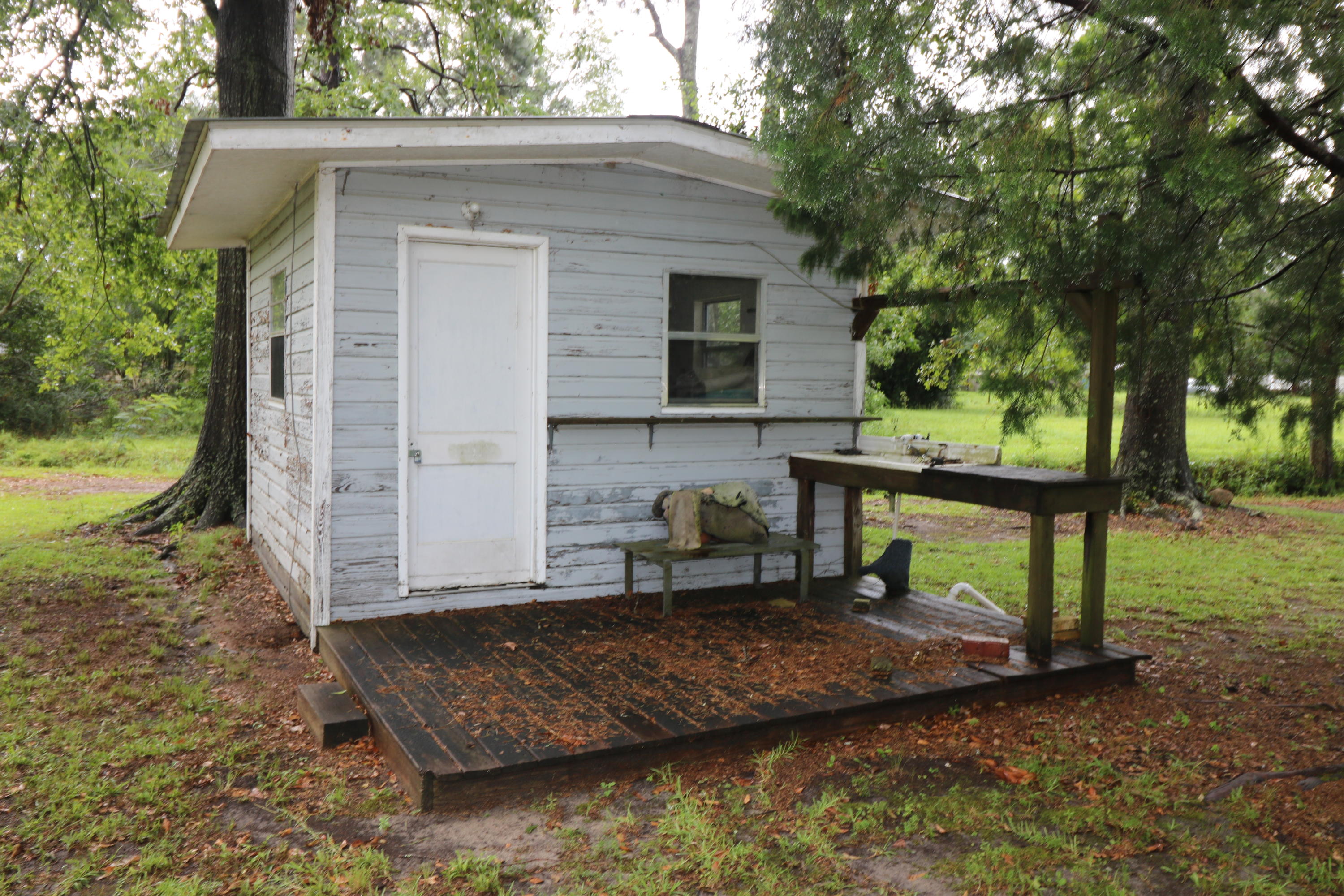 NO RECORDED SUBDIVISION - Residential