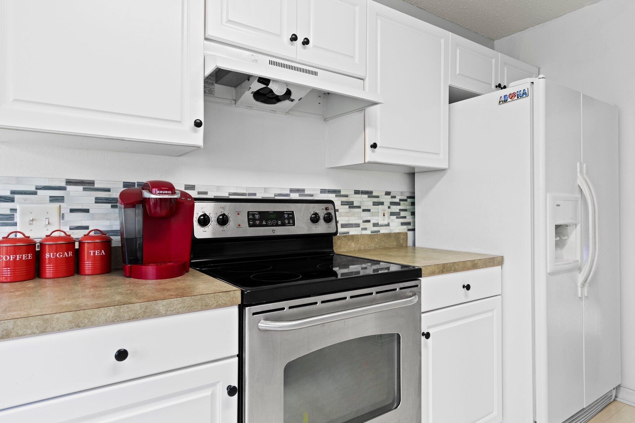 COUNTRYVIEW ESTATES 9TH ADDN - Residential Lease