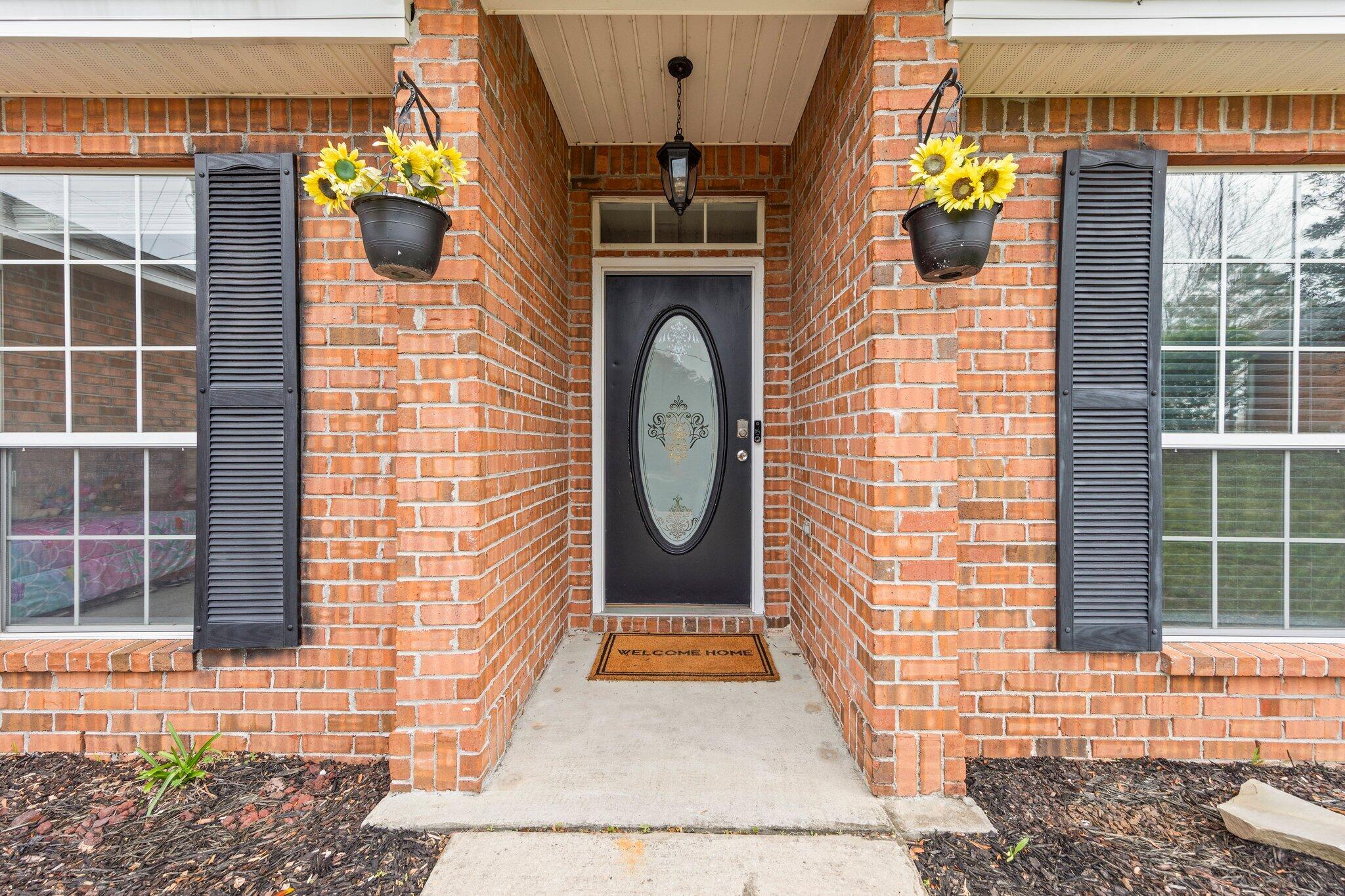 COUNTRYVIEW ESTATES 9TH ADDN - Residential Lease