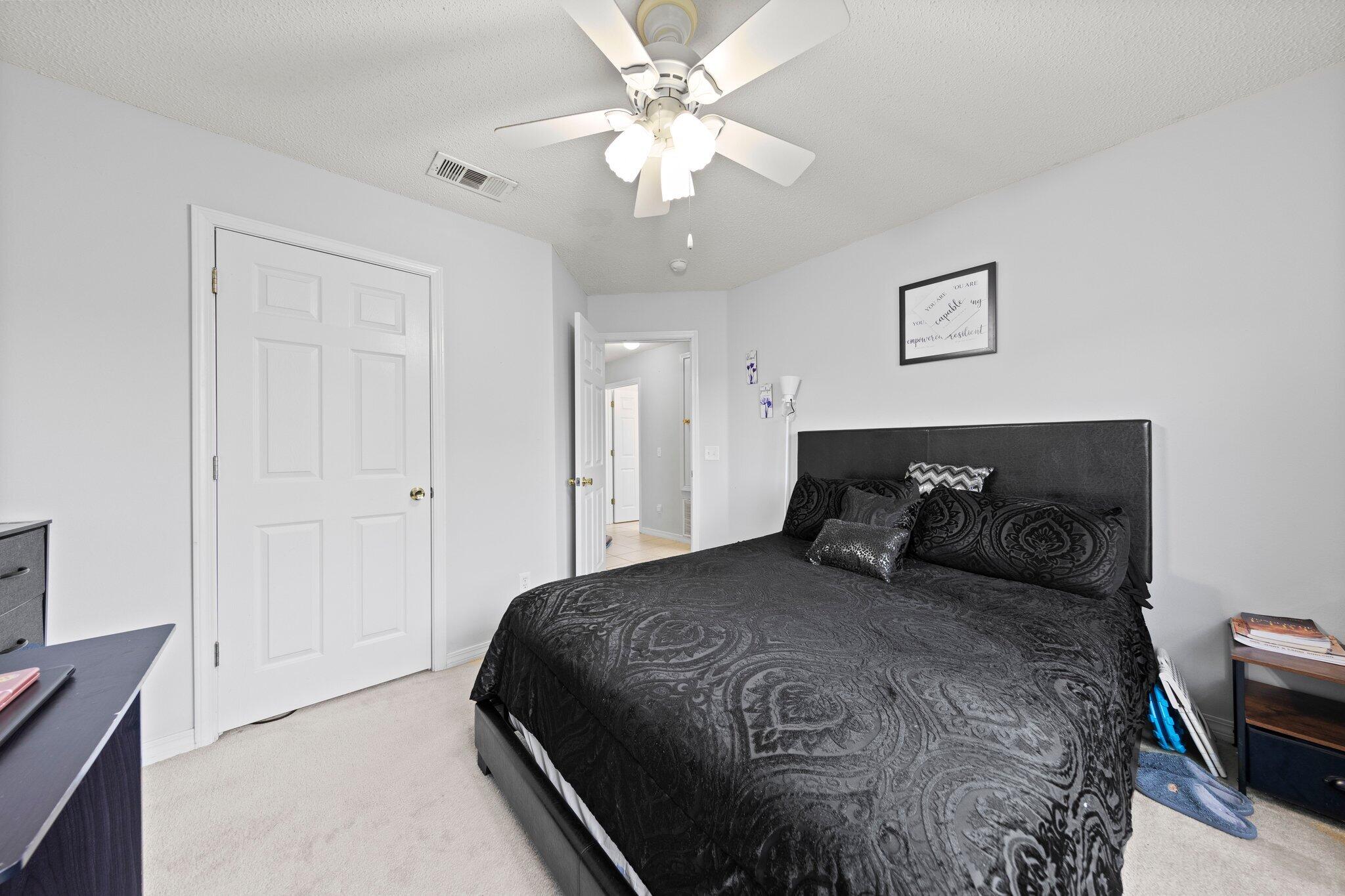 COUNTRYVIEW ESTATES 9TH ADDN - Residential Lease