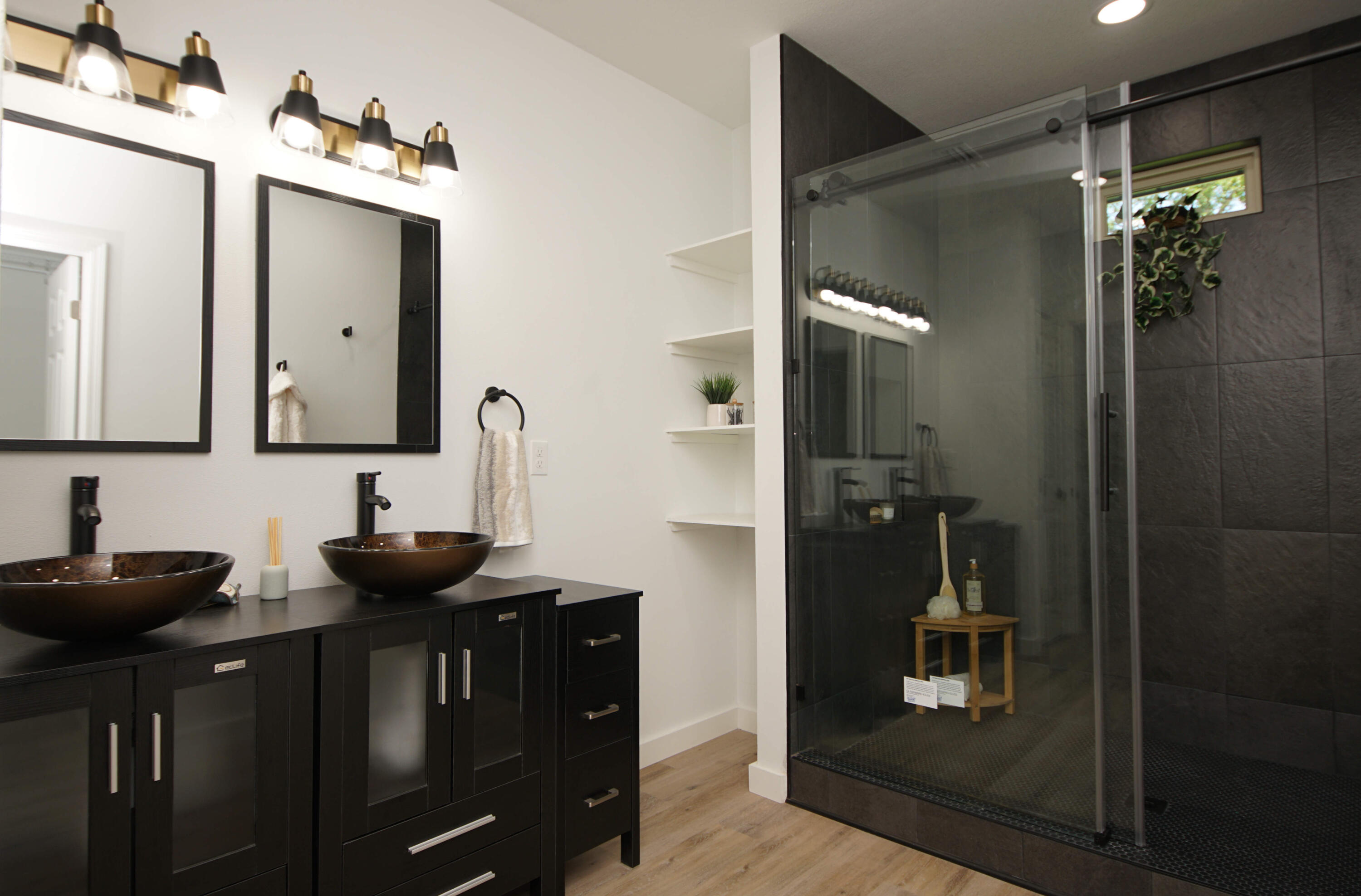 Poquito Bayou - Residential