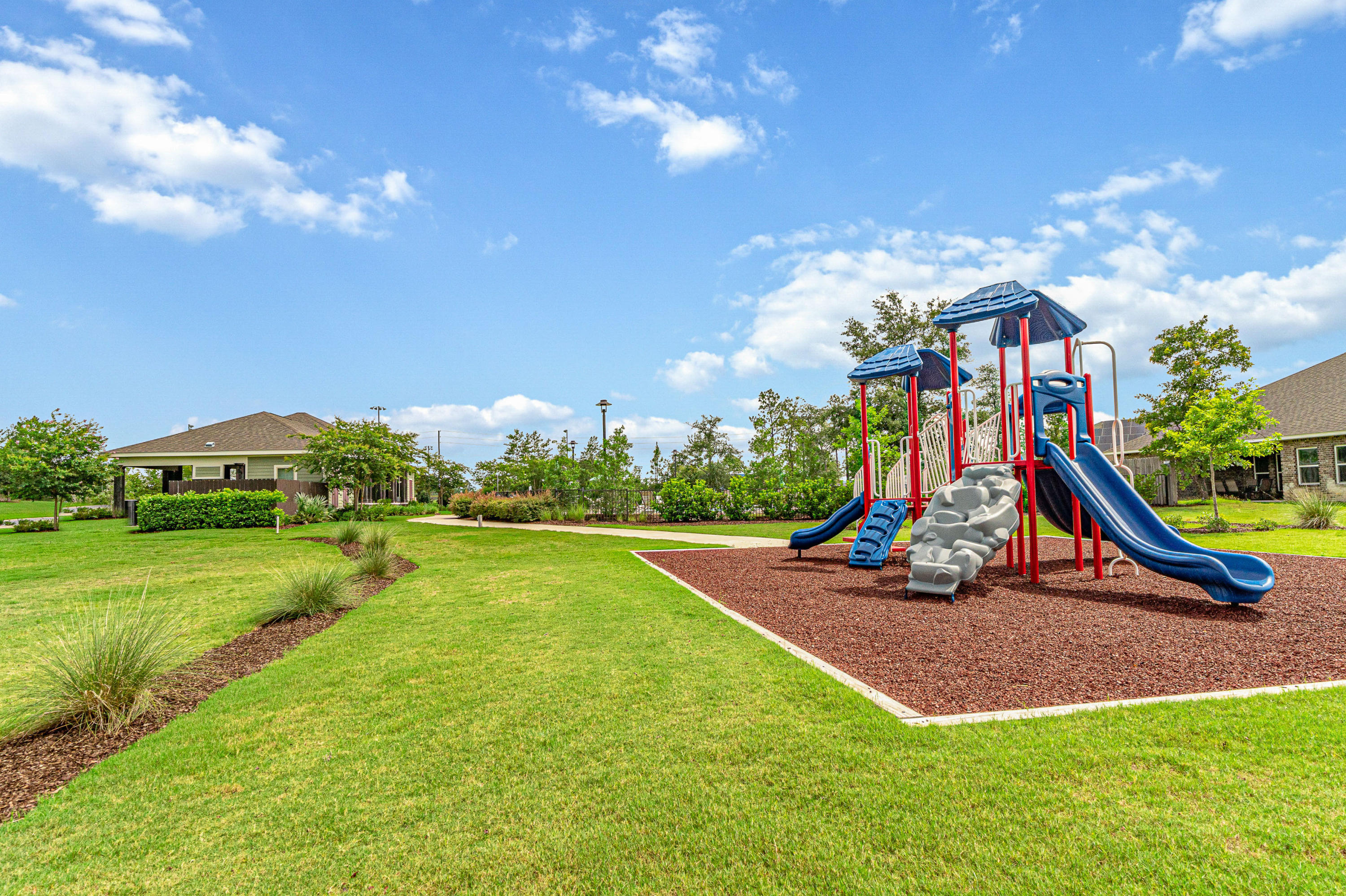 Redstone Commons - Residential