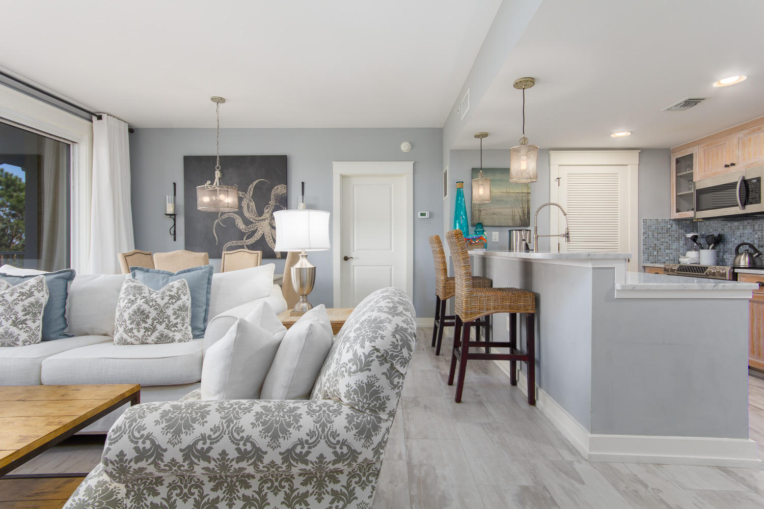 PILOT HOUSE - Residential