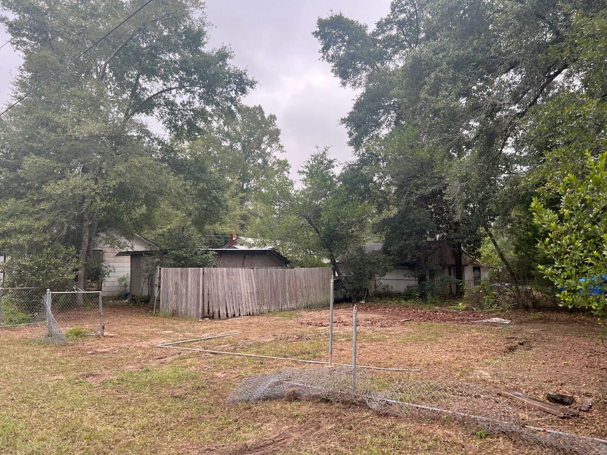 CLARKS ADDN - Residential