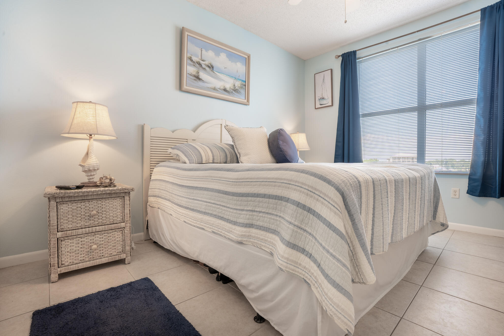 PALM COURT YACHT CLUB - Residential