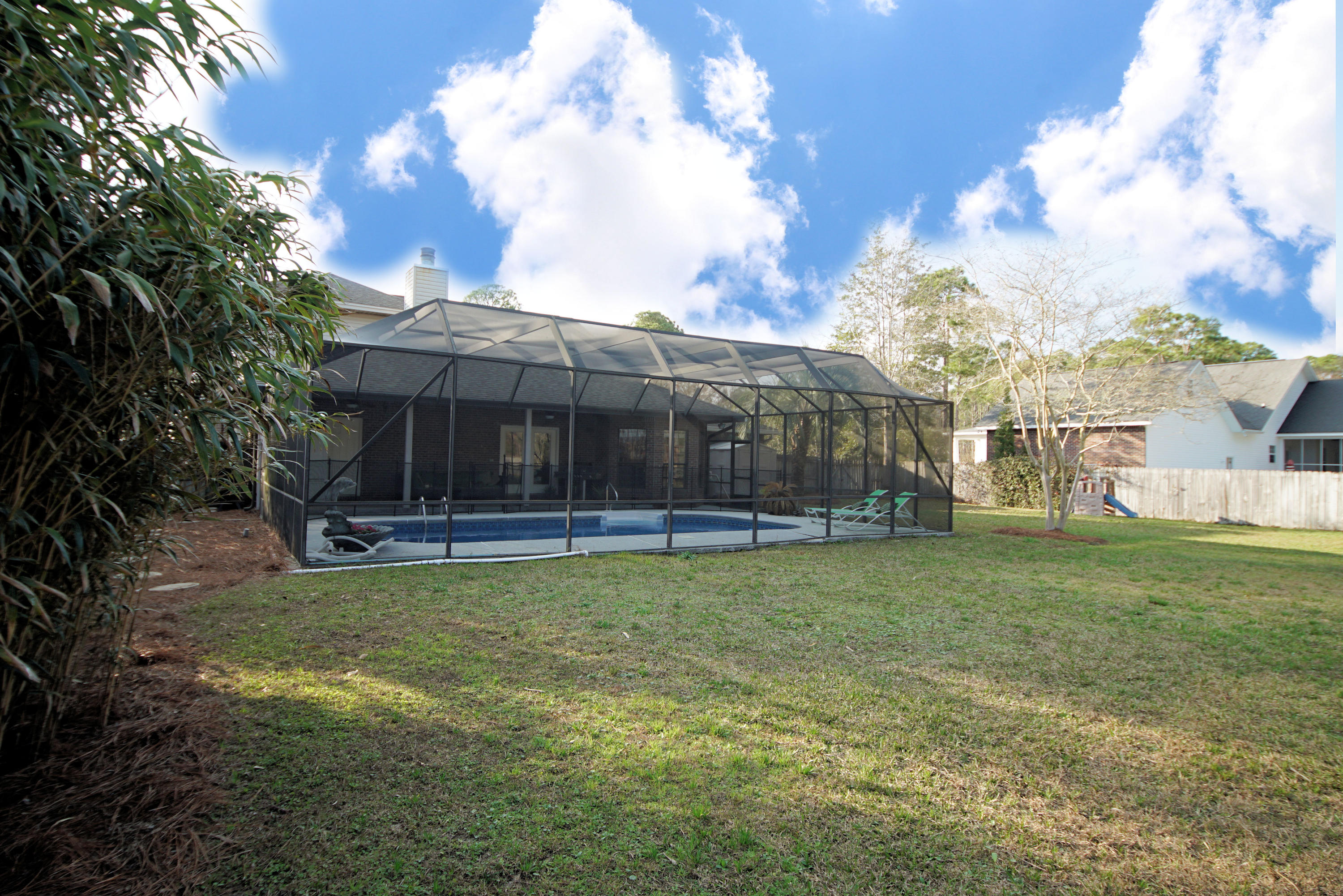 DANA POINTE - Residential