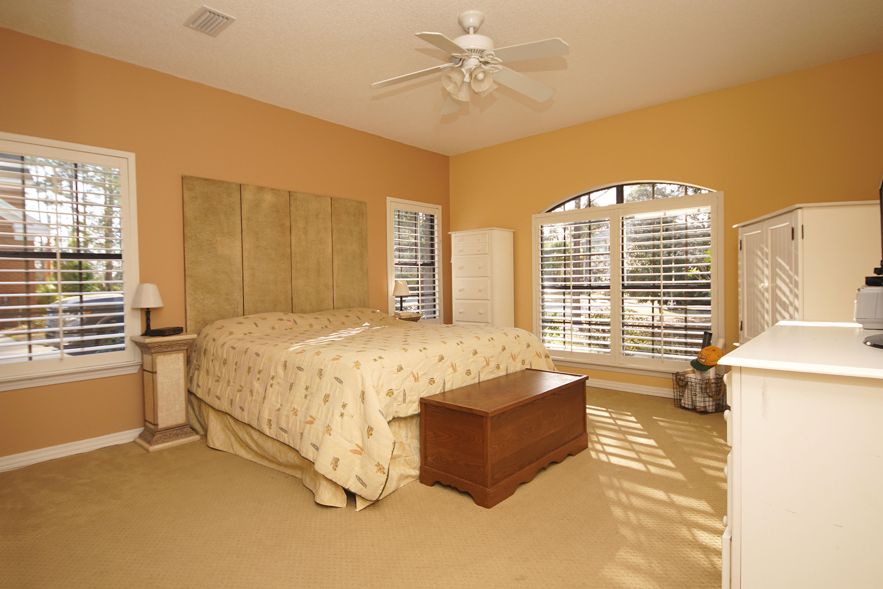 DANA POINTE - Residential