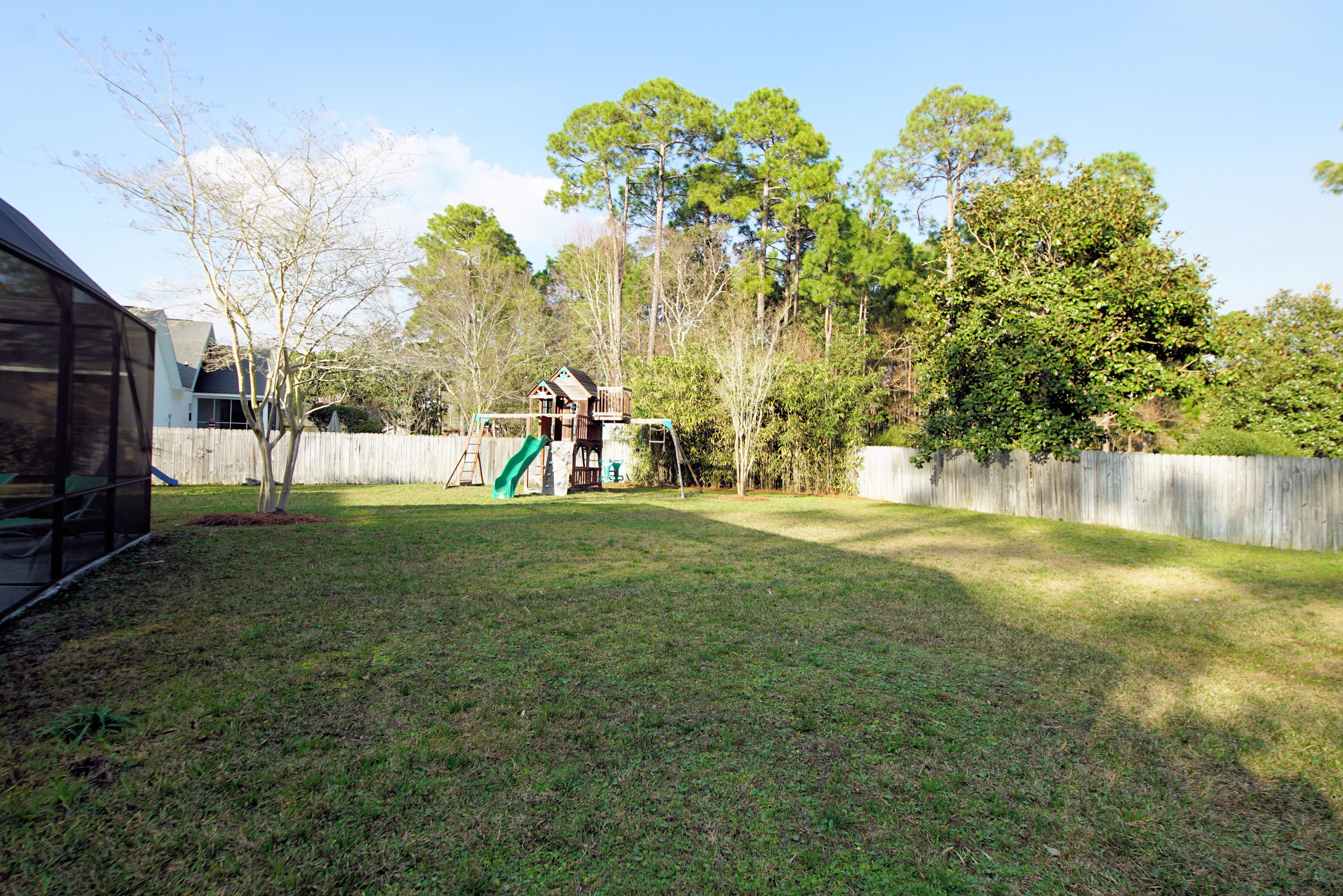 DANA POINTE - Residential