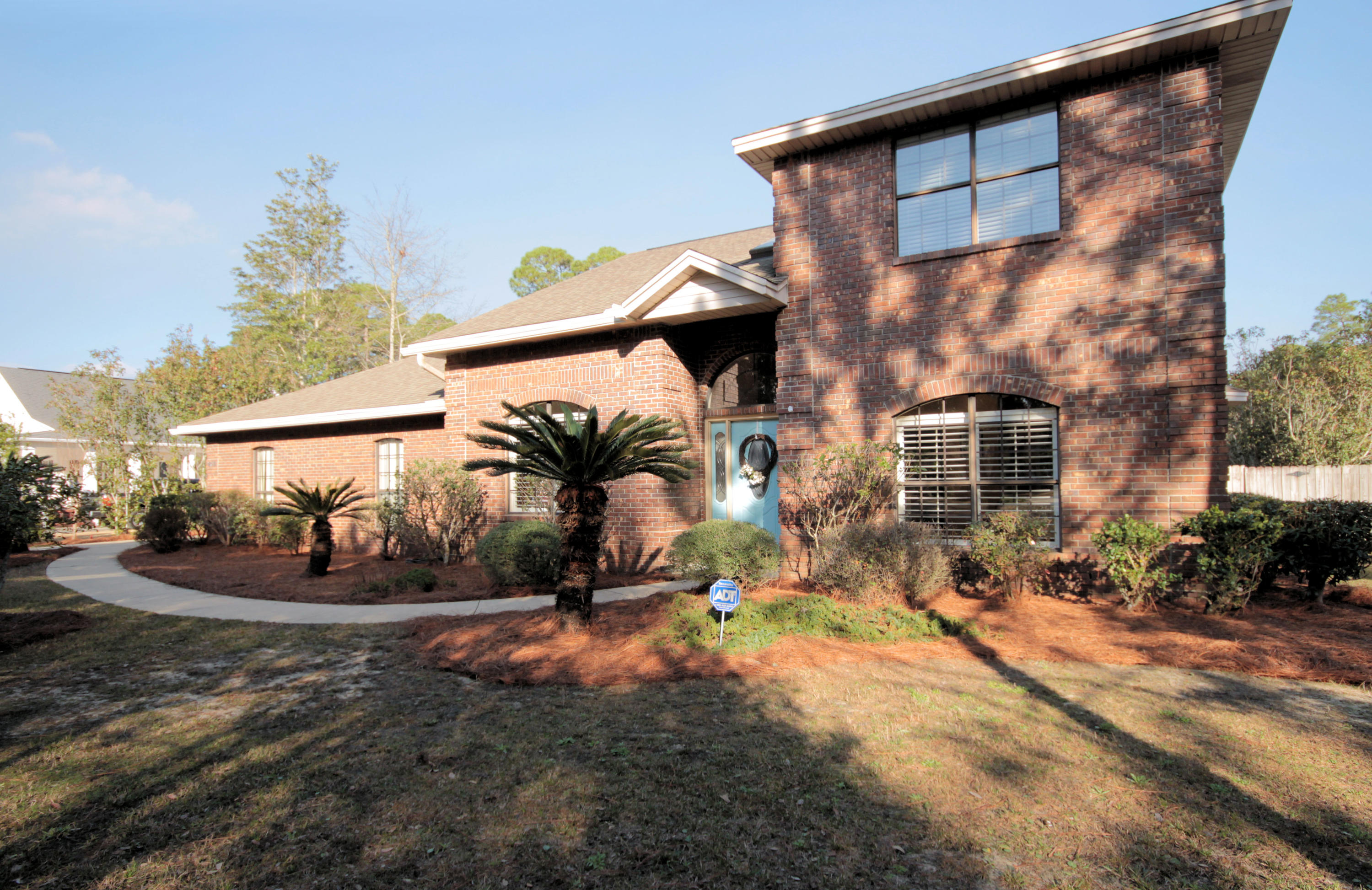 DANA POINTE - Residential