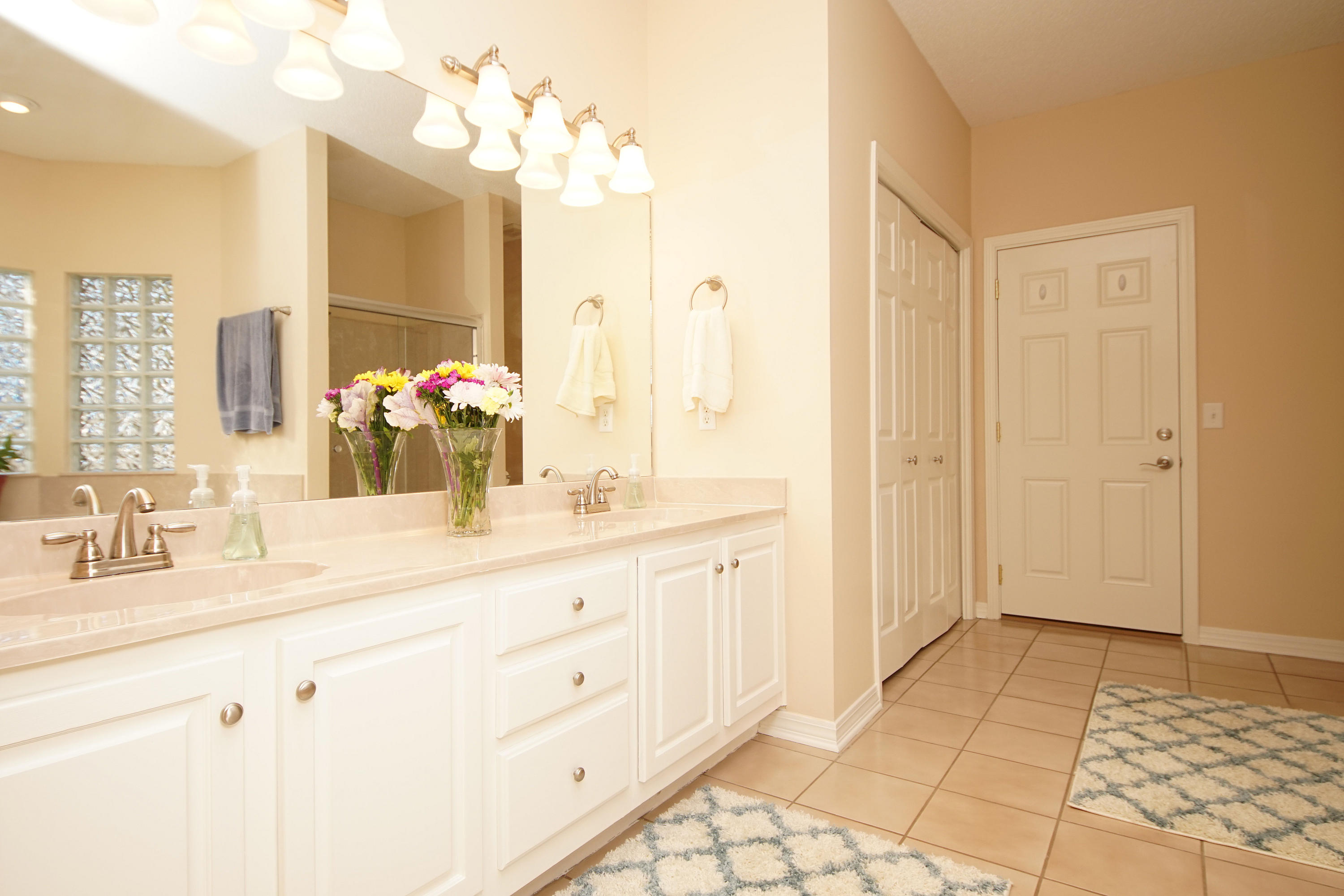 DANA POINTE - Residential