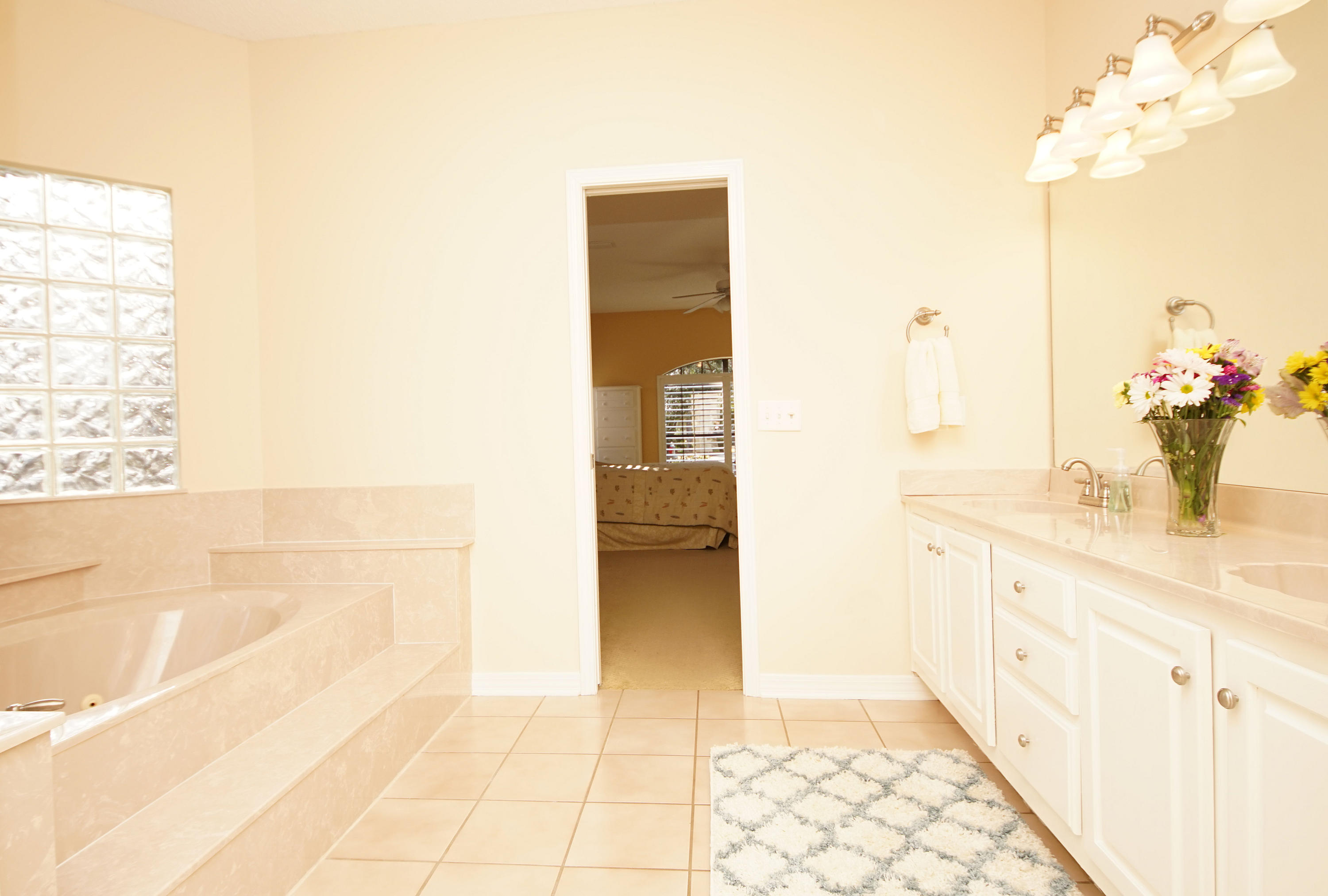 DANA POINTE - Residential