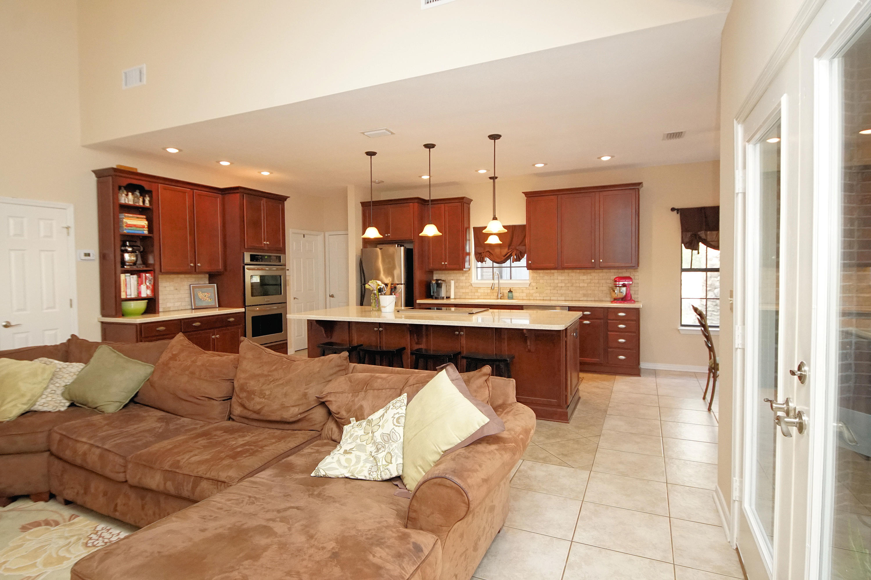 DANA POINTE - Residential