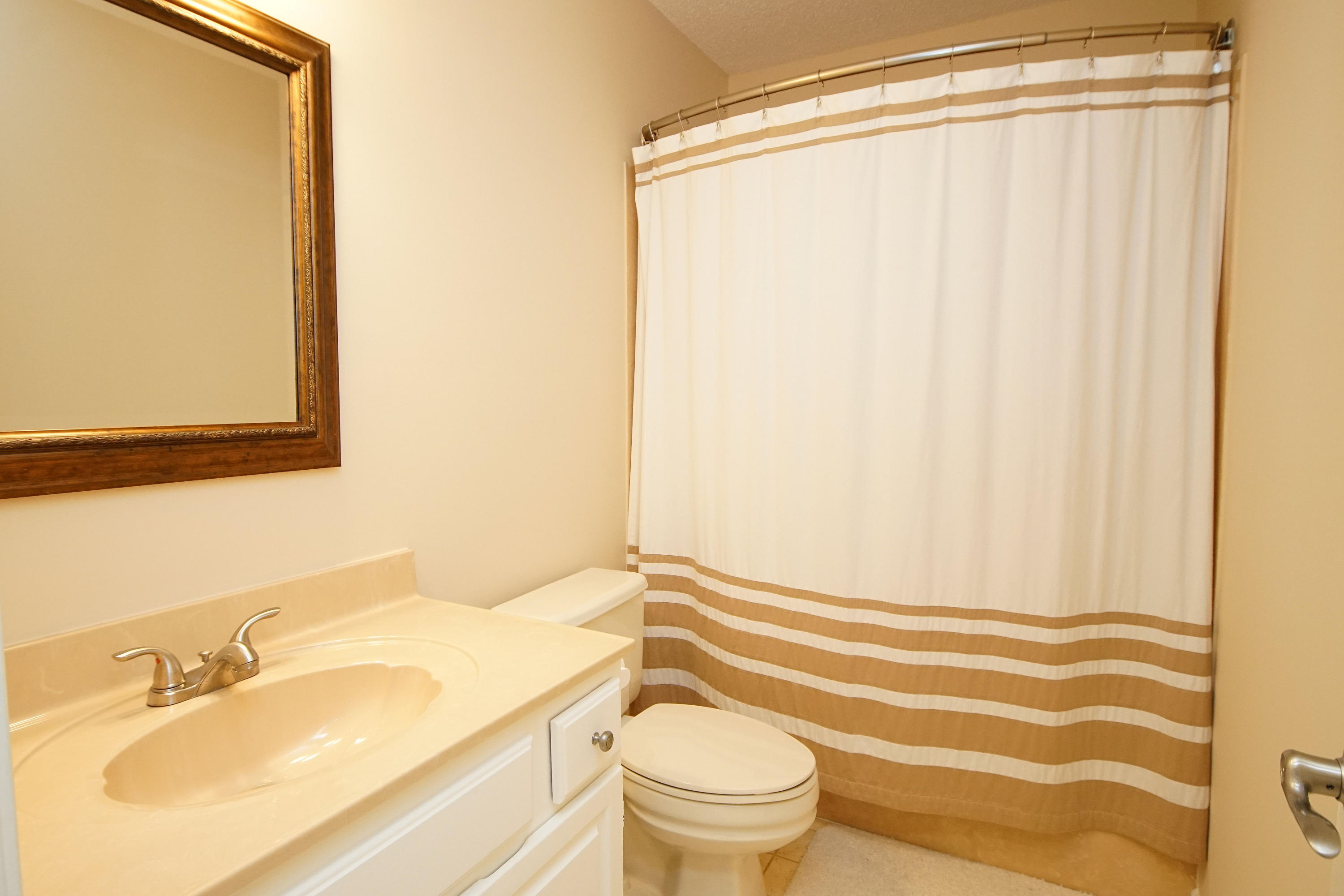 DANA POINTE - Residential