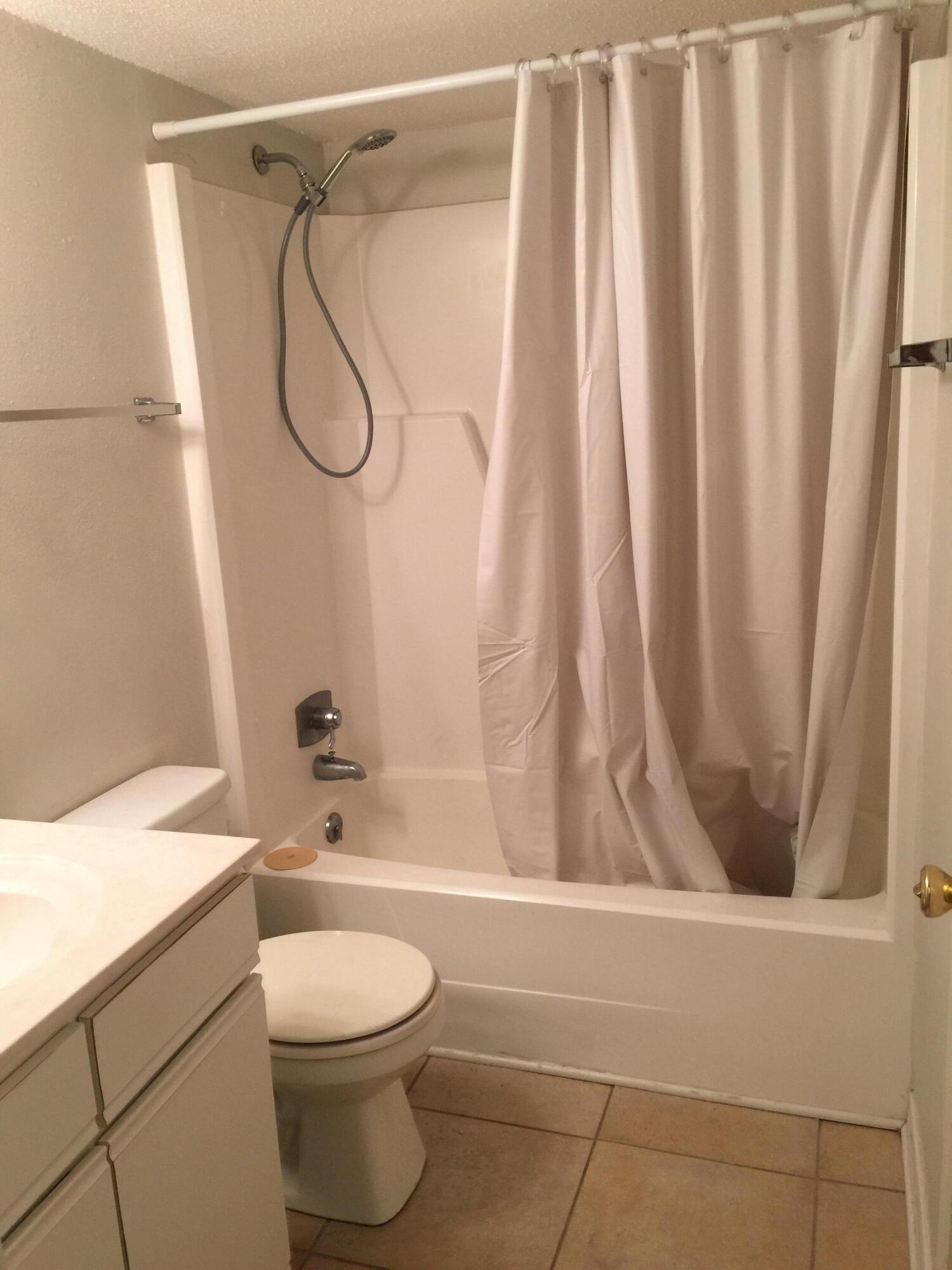 FINISTERRA CONDO - Residential Lease