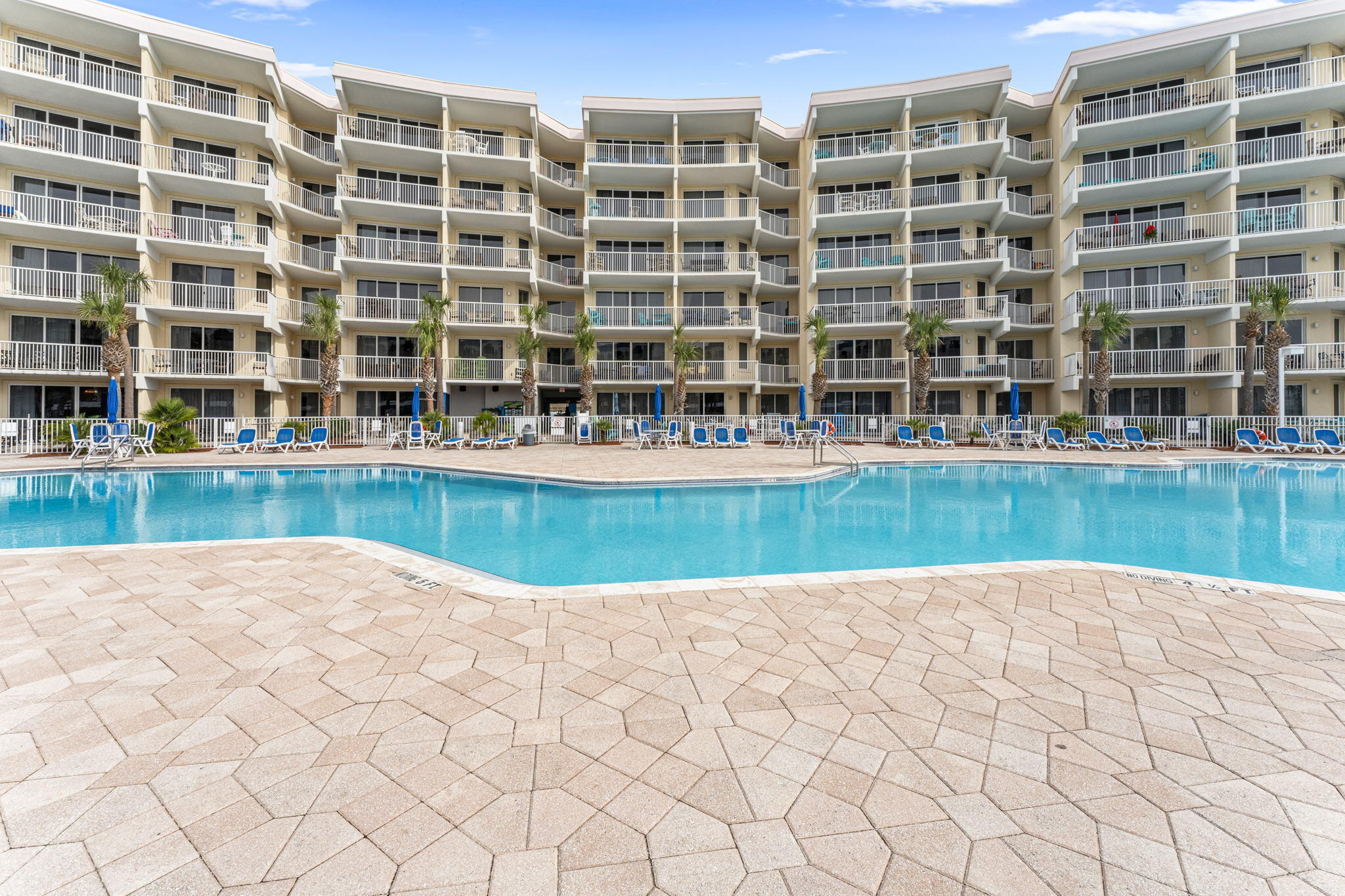 DESTIN WEST BEACH & BAY RESORT-GULFSIDE - Residential
