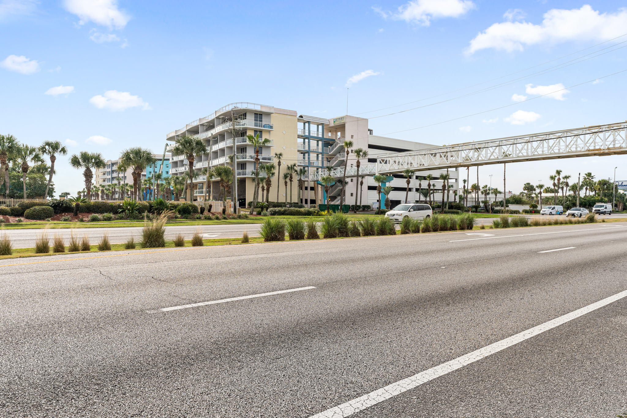 DESTIN WEST BEACH & BAY RESORT-GULFSIDE - Residential