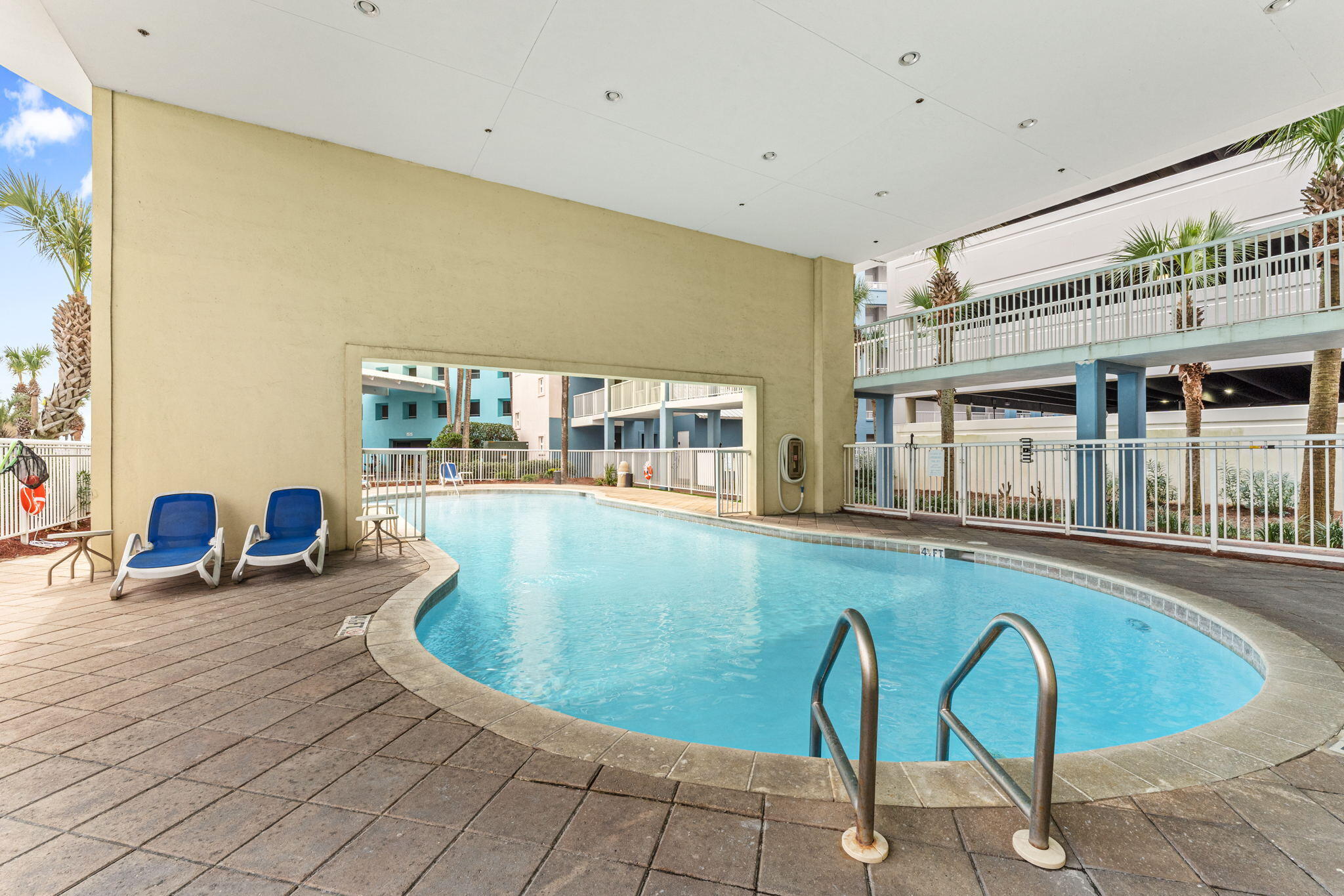 DESTIN WEST BEACH & BAY RESORT-GULFSIDE - Residential